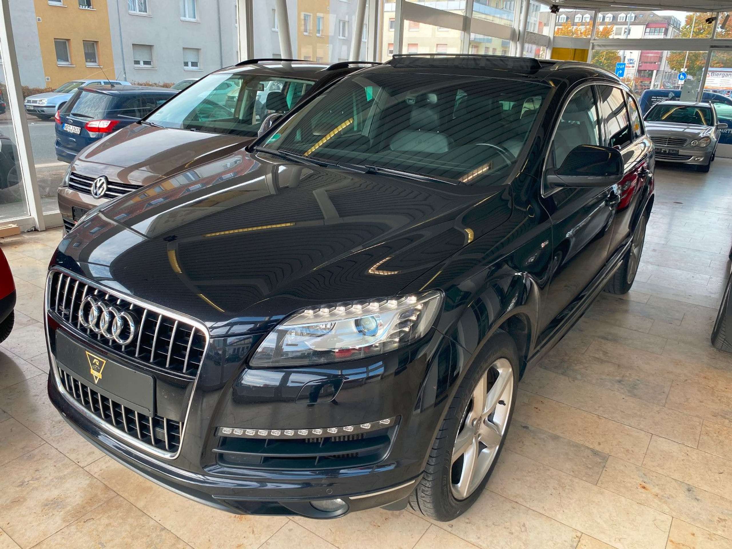 Audi - Q7