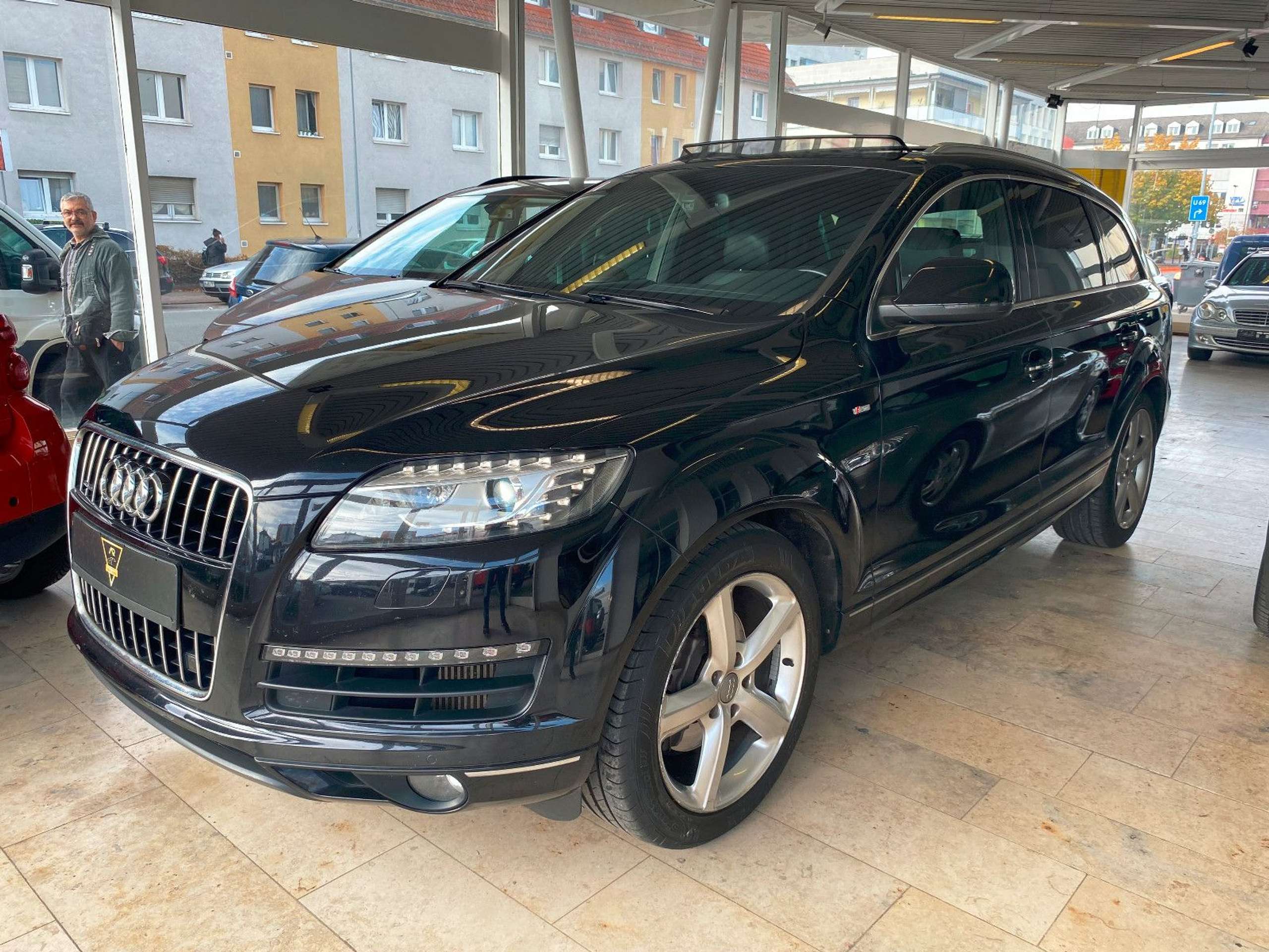 Audi - Q7