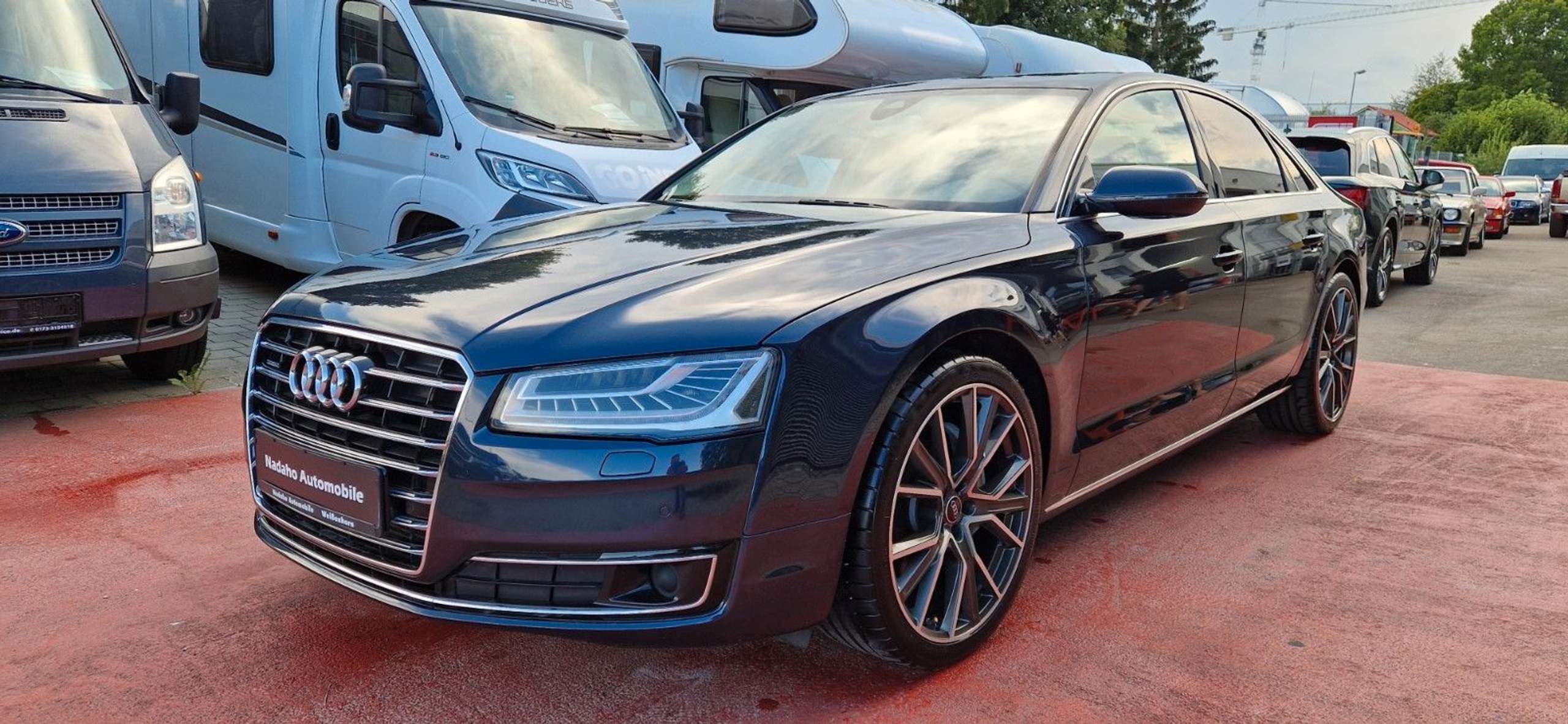 Audi - A8