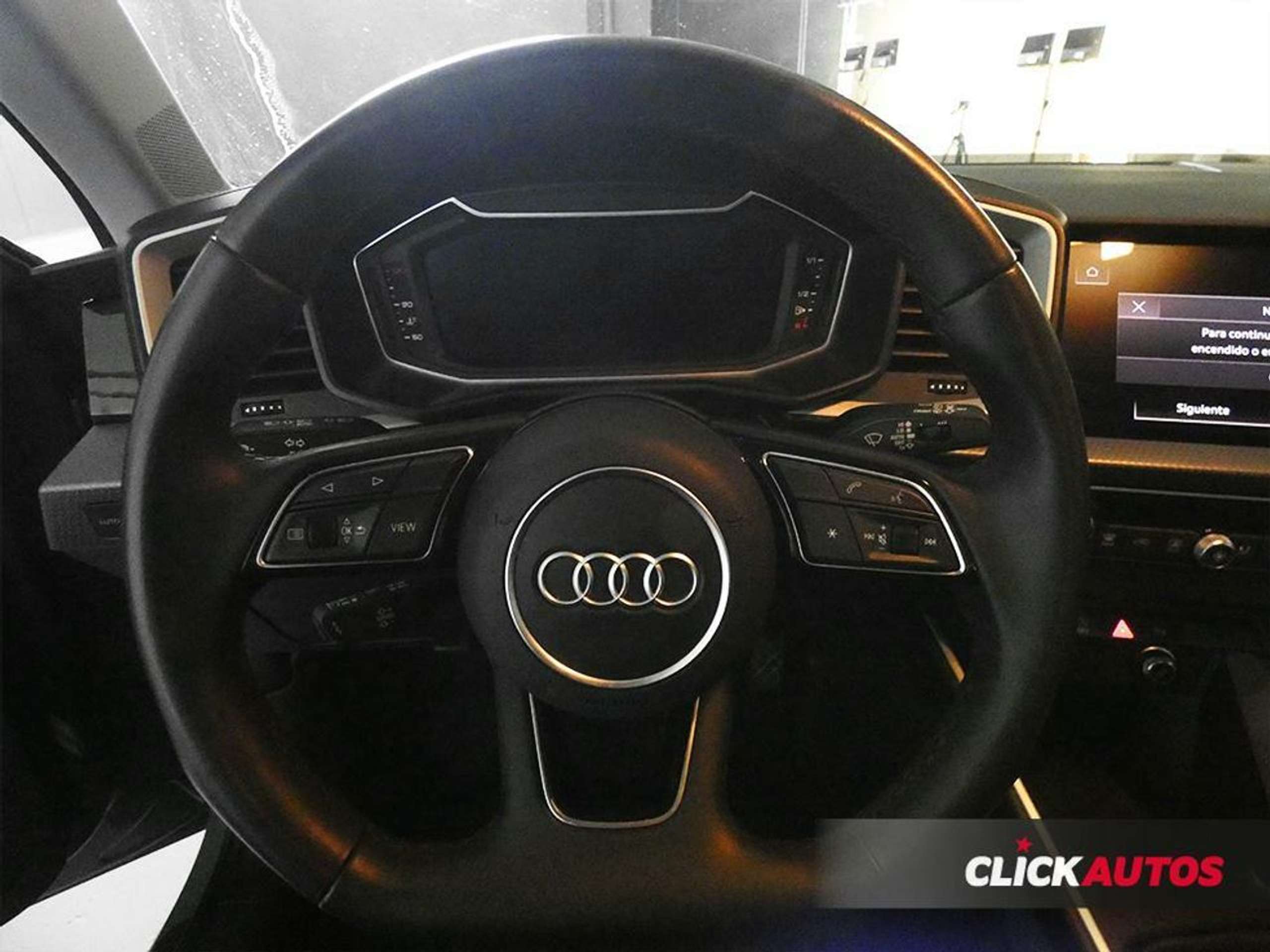 Audi - A1