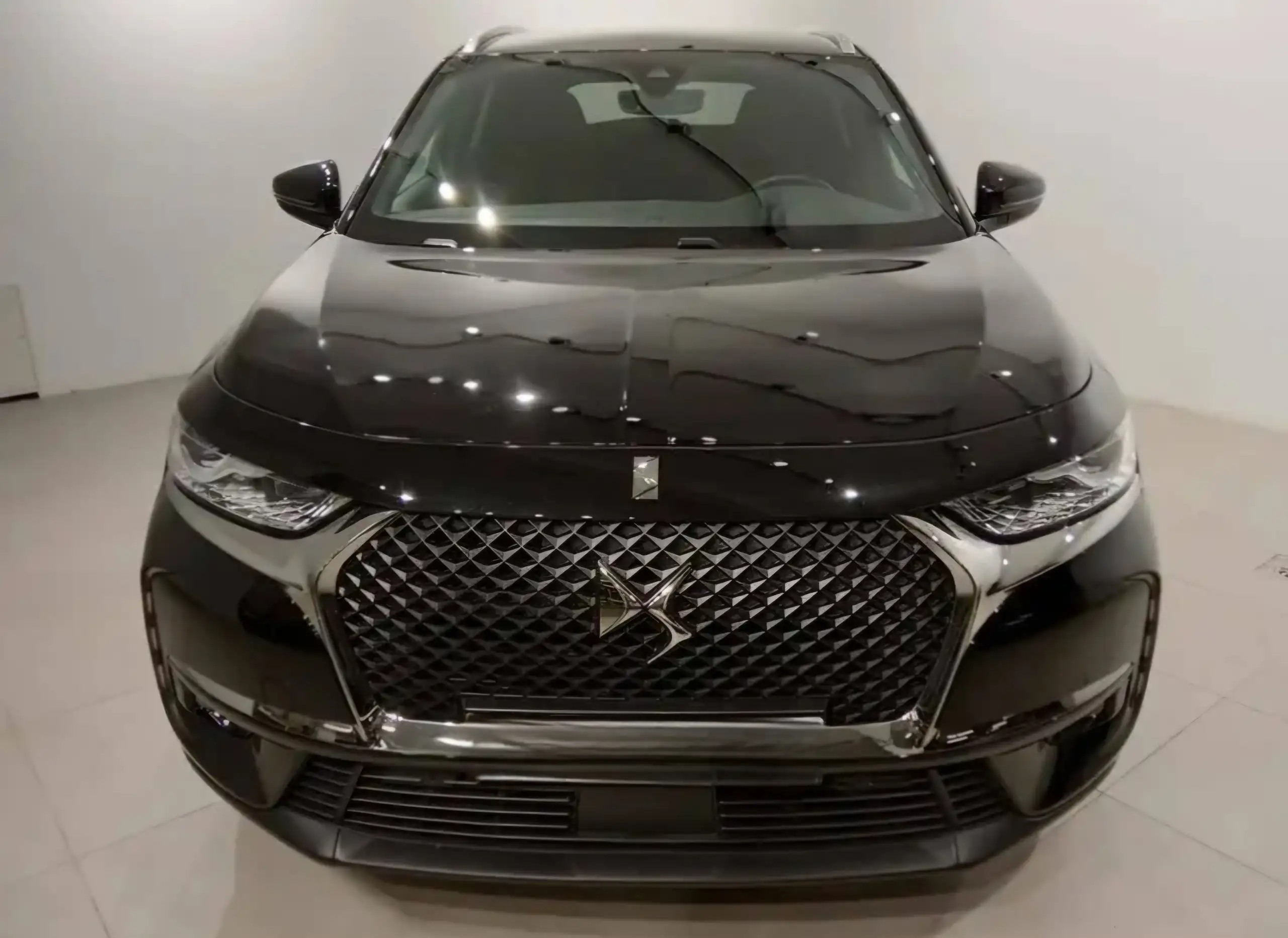 DS Automobiles - DS 7 Crossback