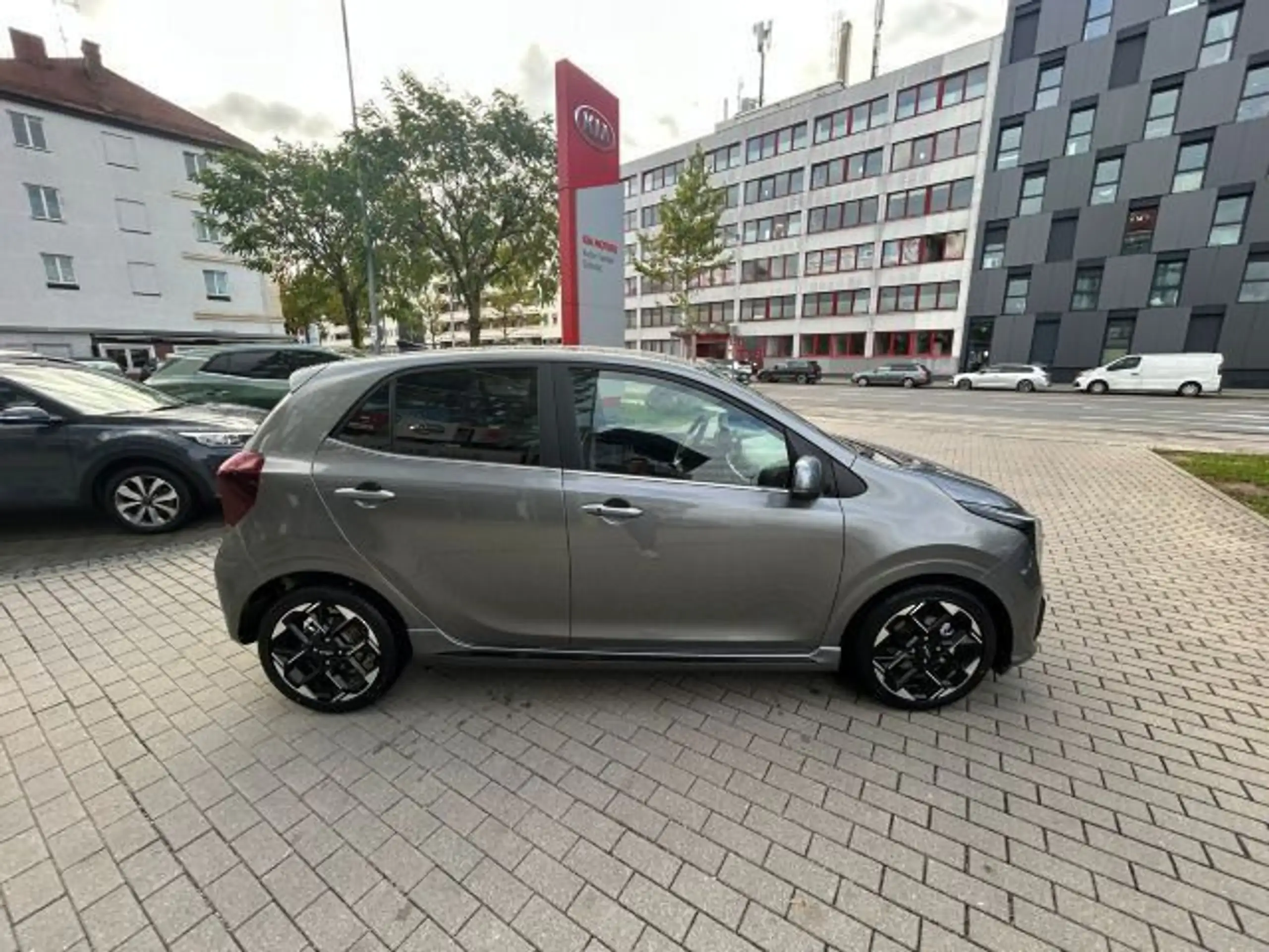 Kia - Picanto