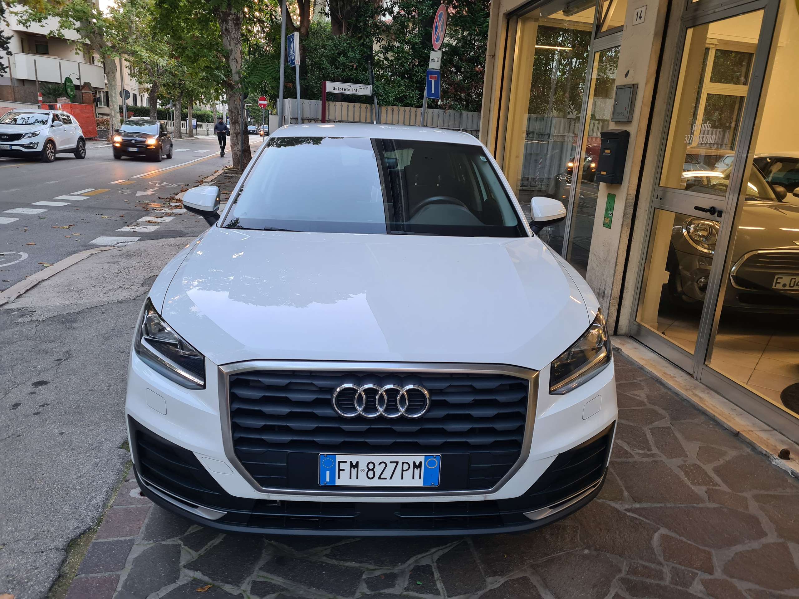 Audi - Q2