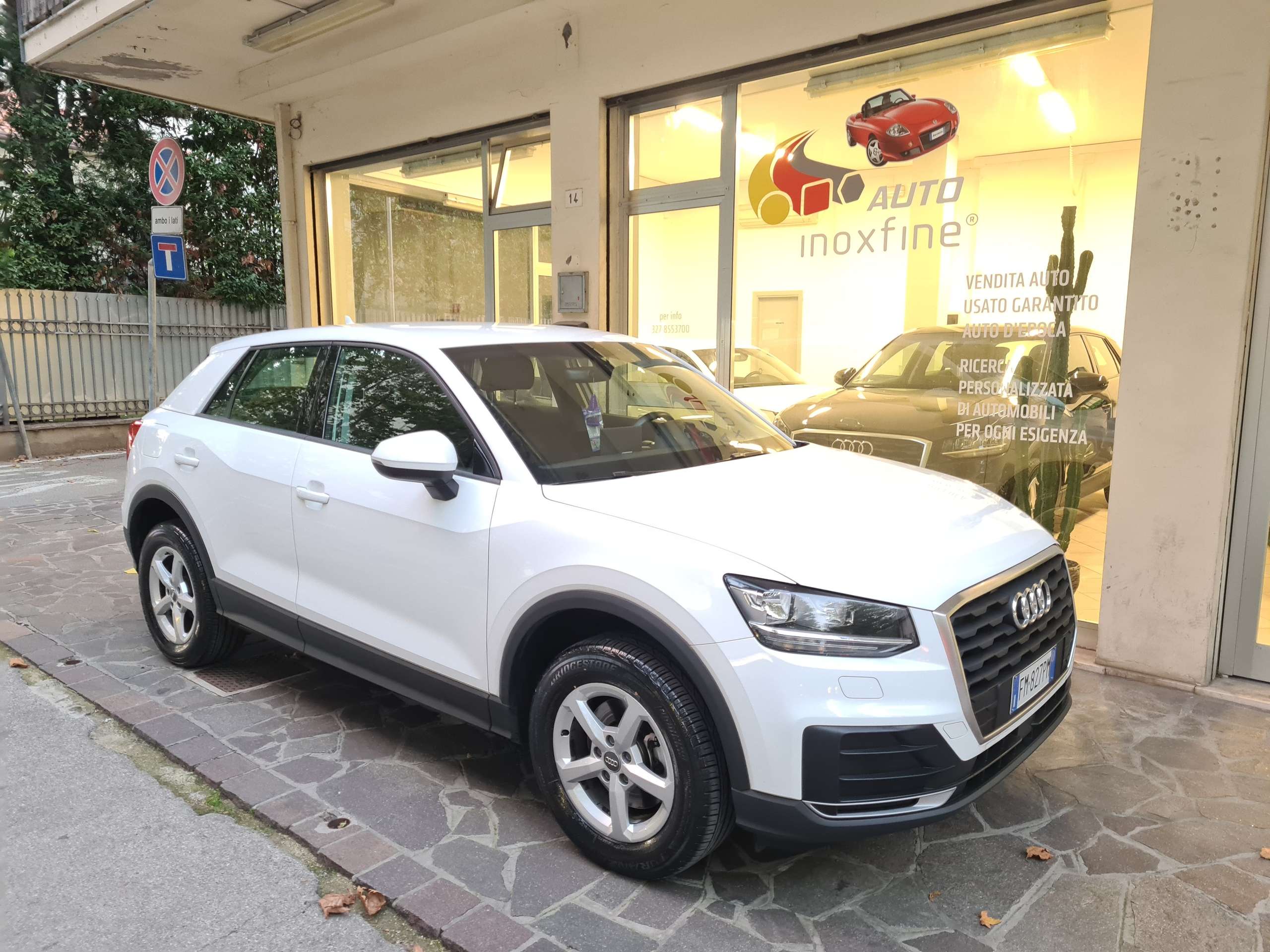 Audi - Q2