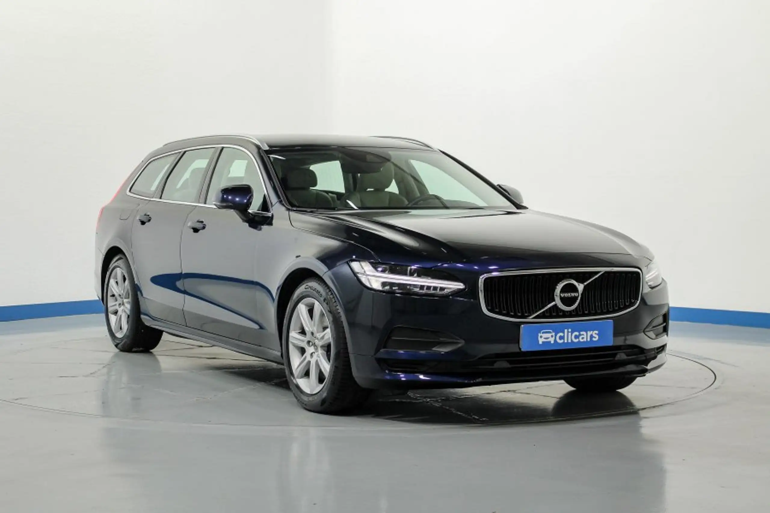 Volvo - V90