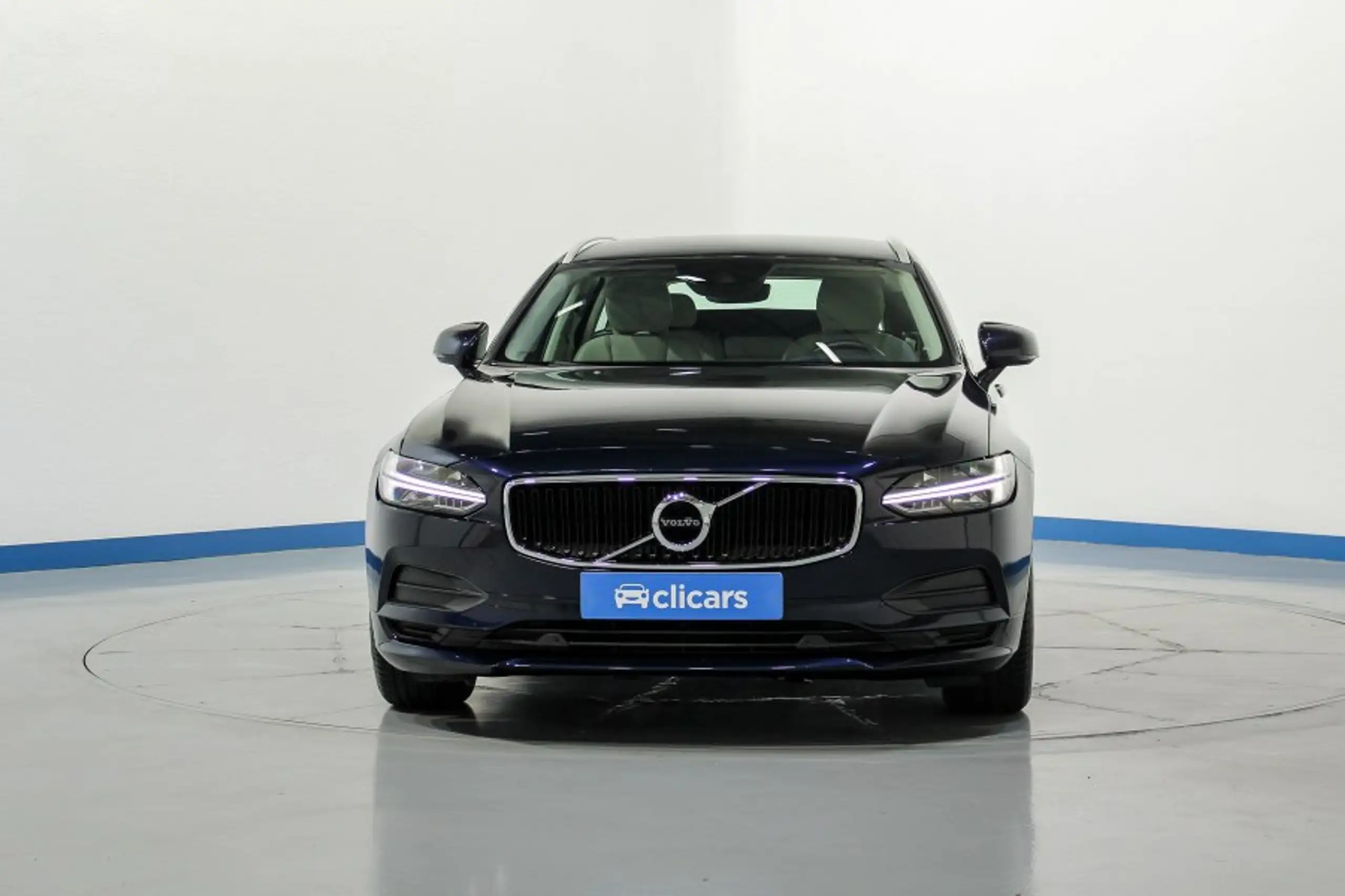 Volvo - V90