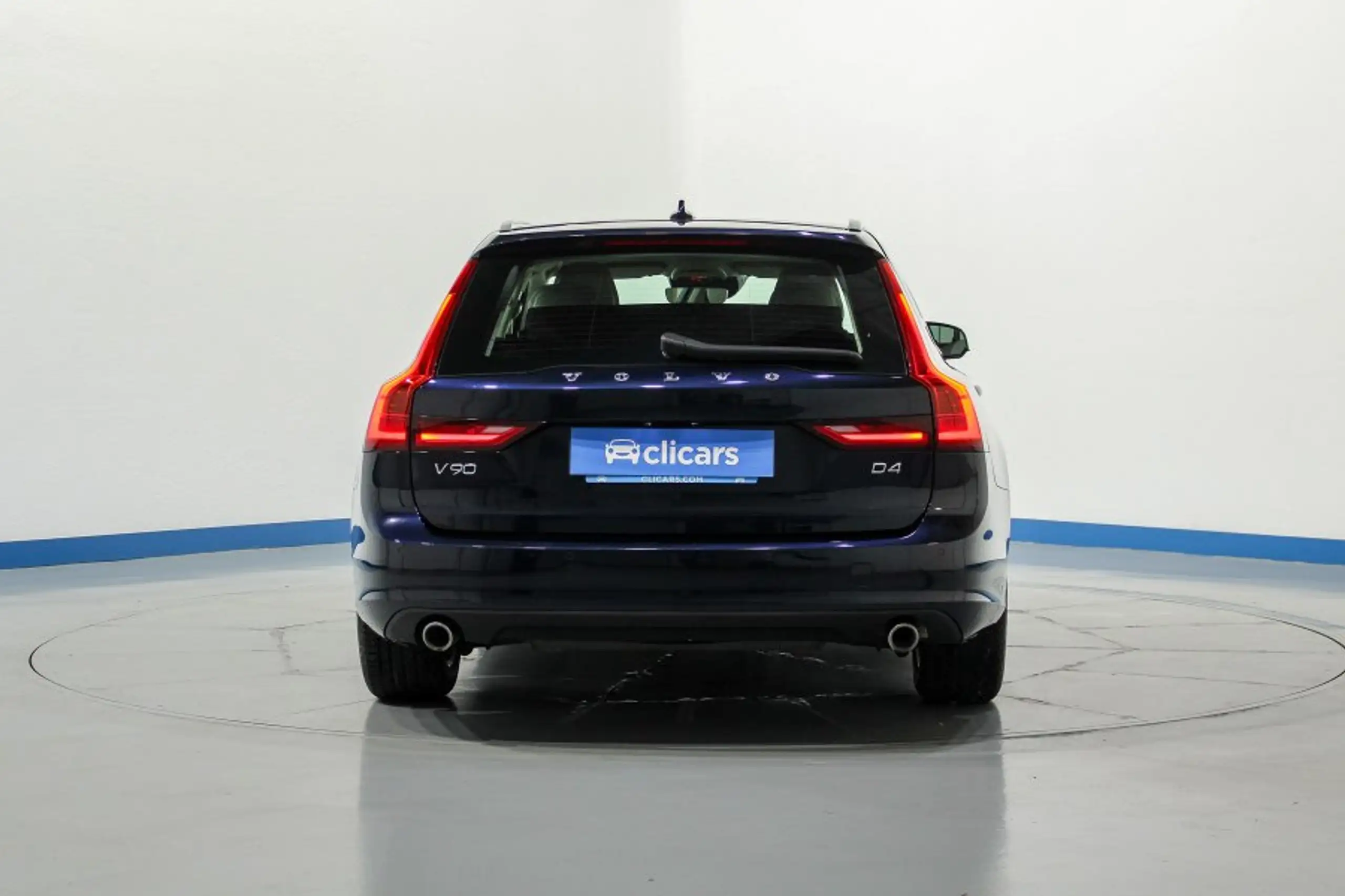 Volvo - V90