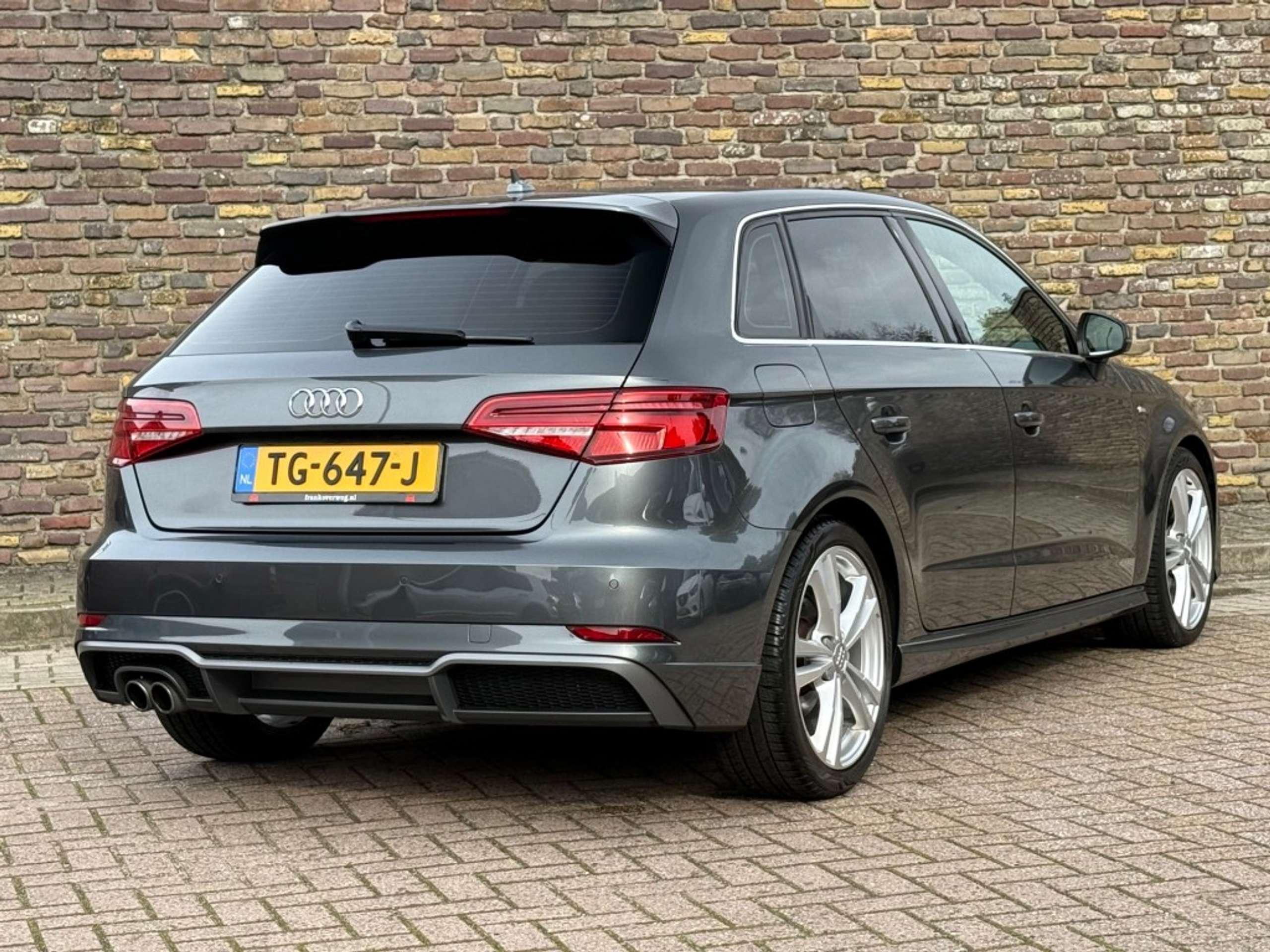 Audi - A3