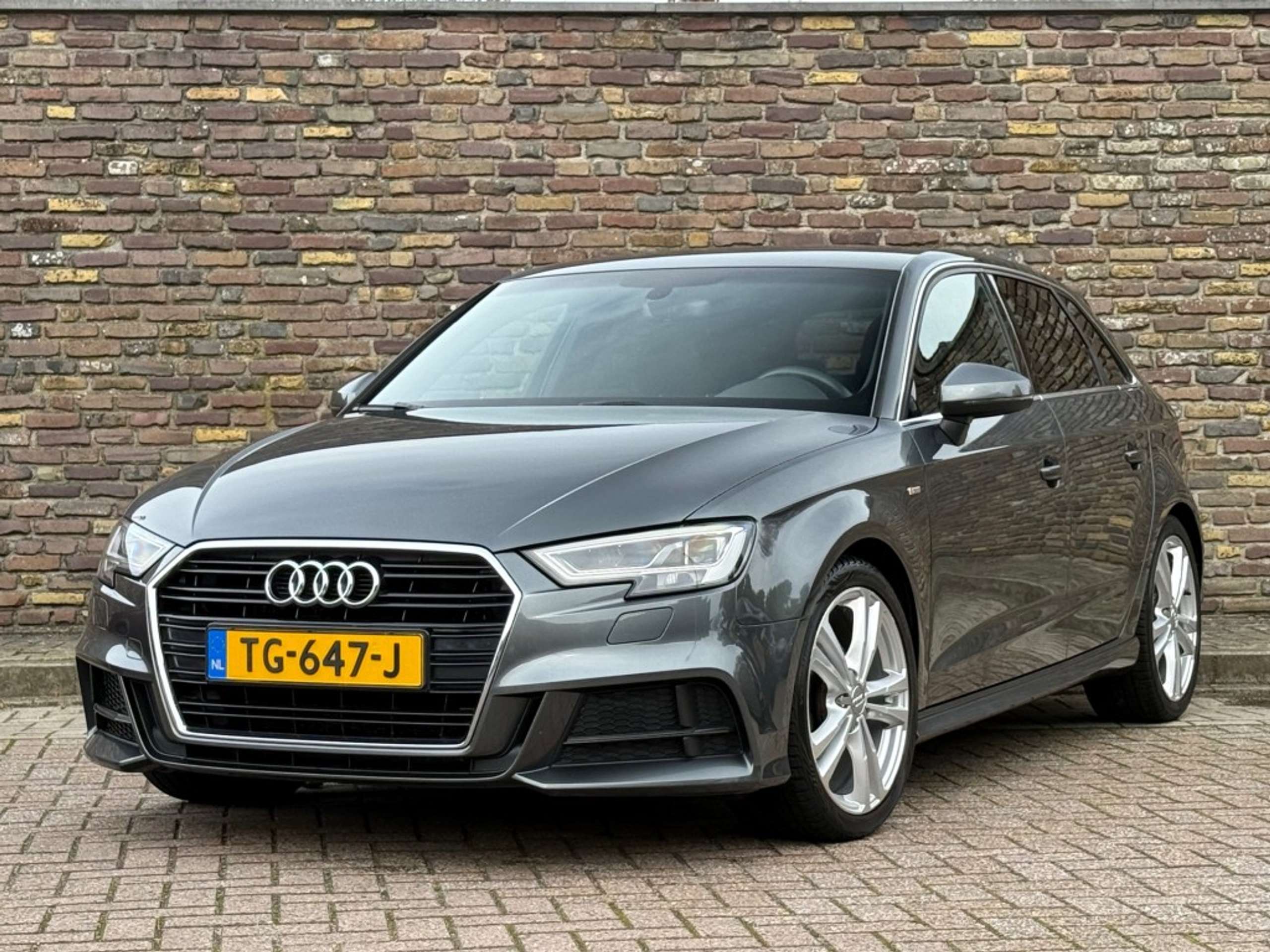 Audi - A3