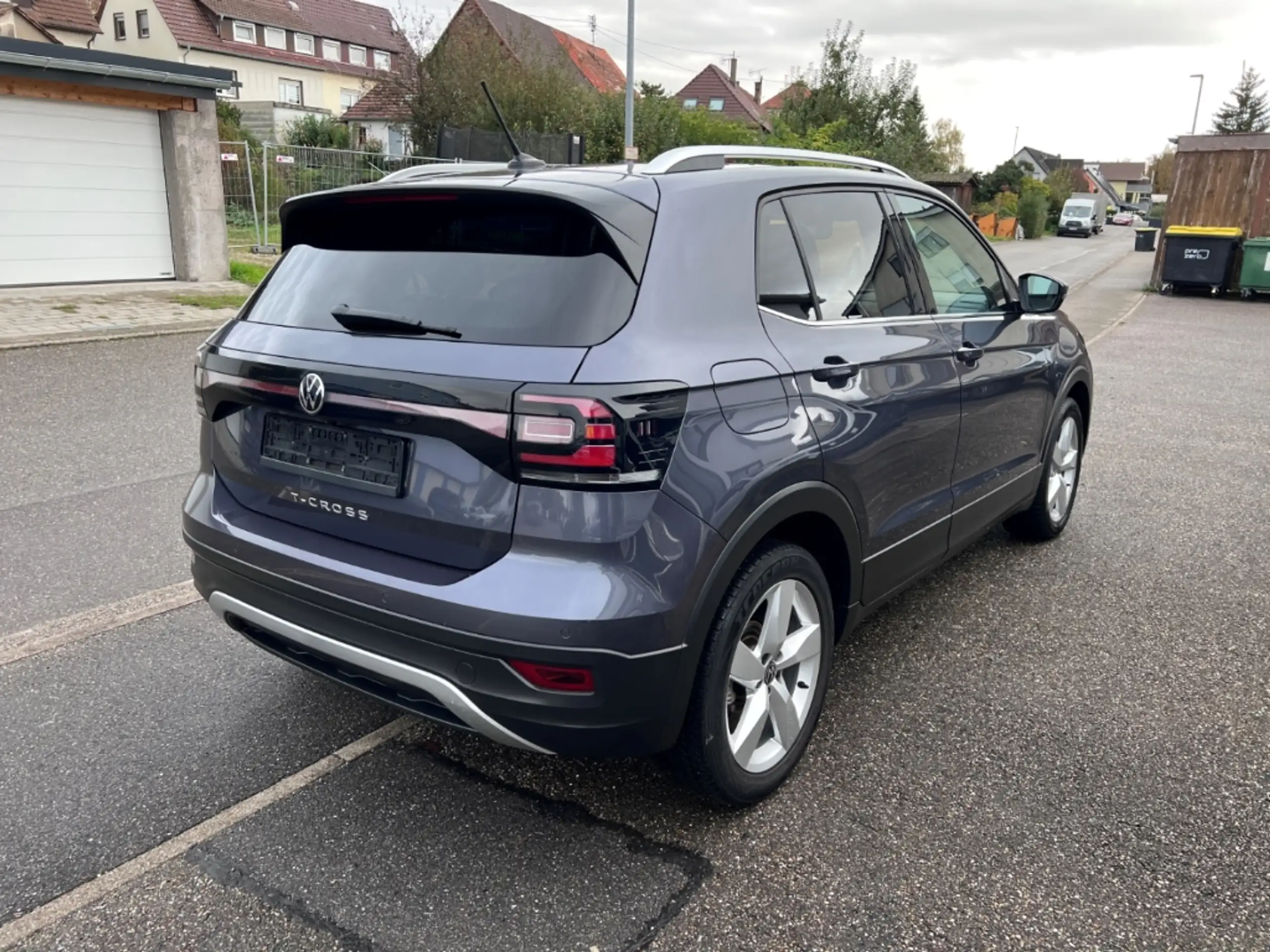 Volkswagen - T-Cross