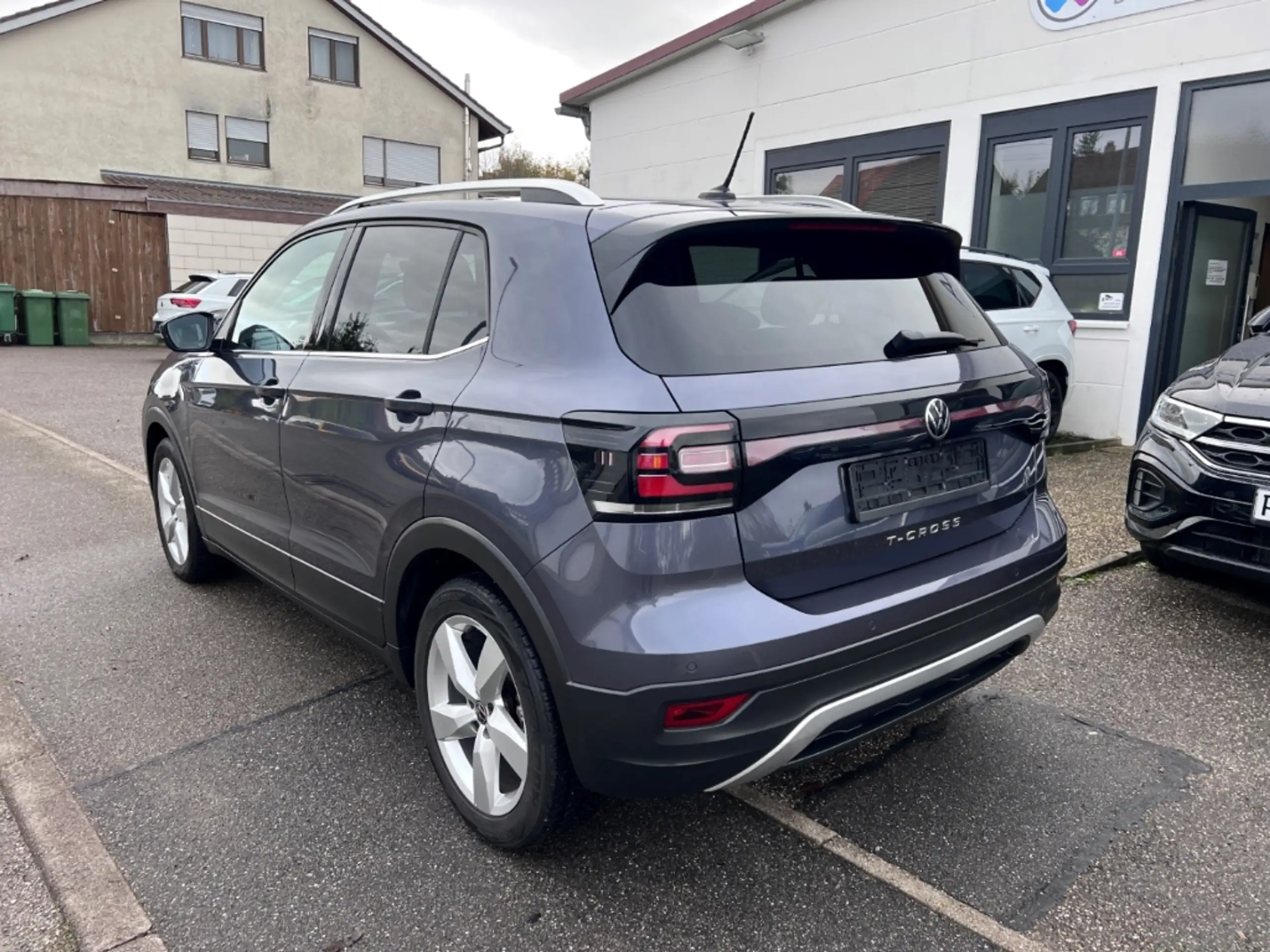 Volkswagen - T-Cross