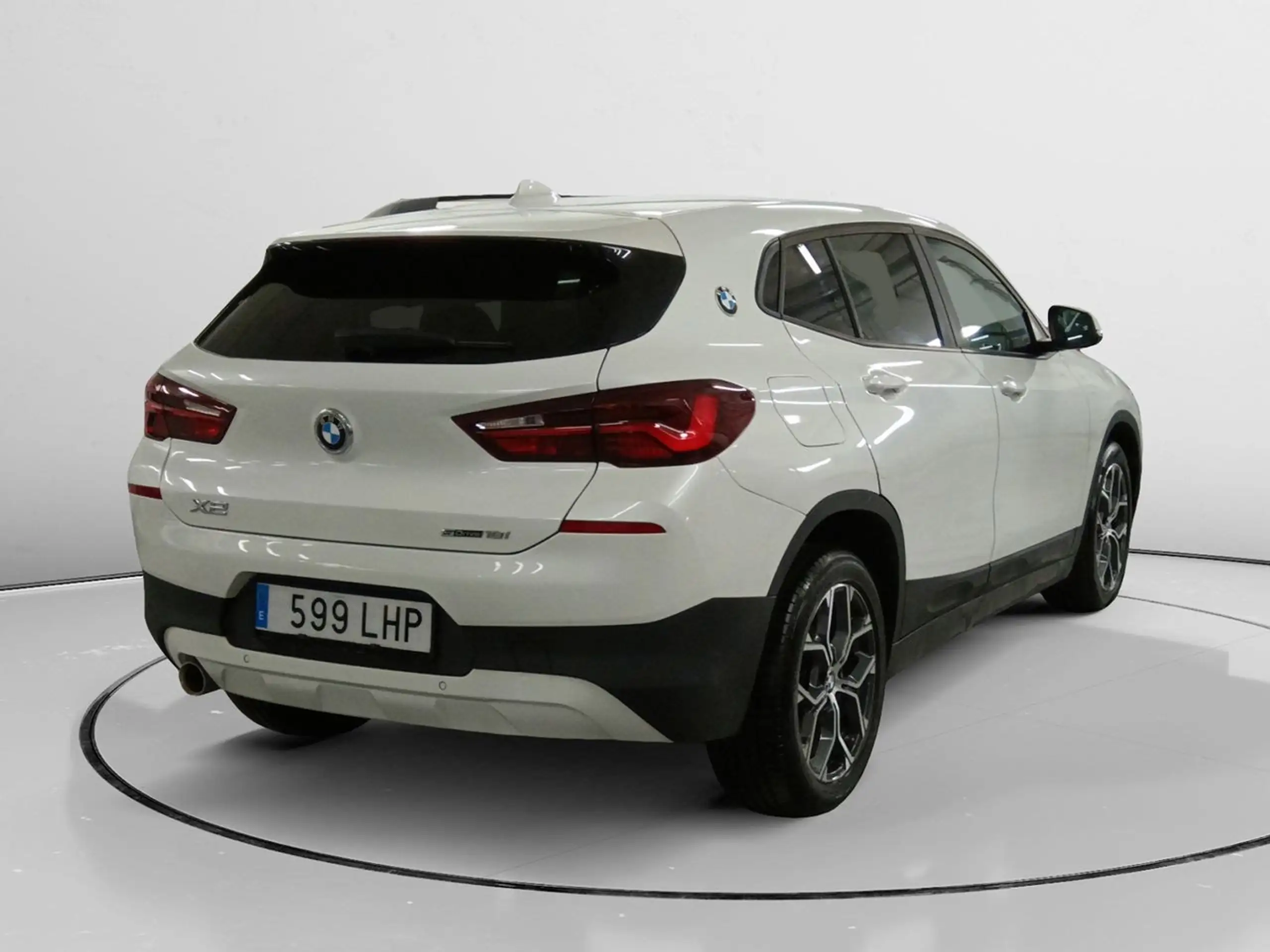 BMW - X2