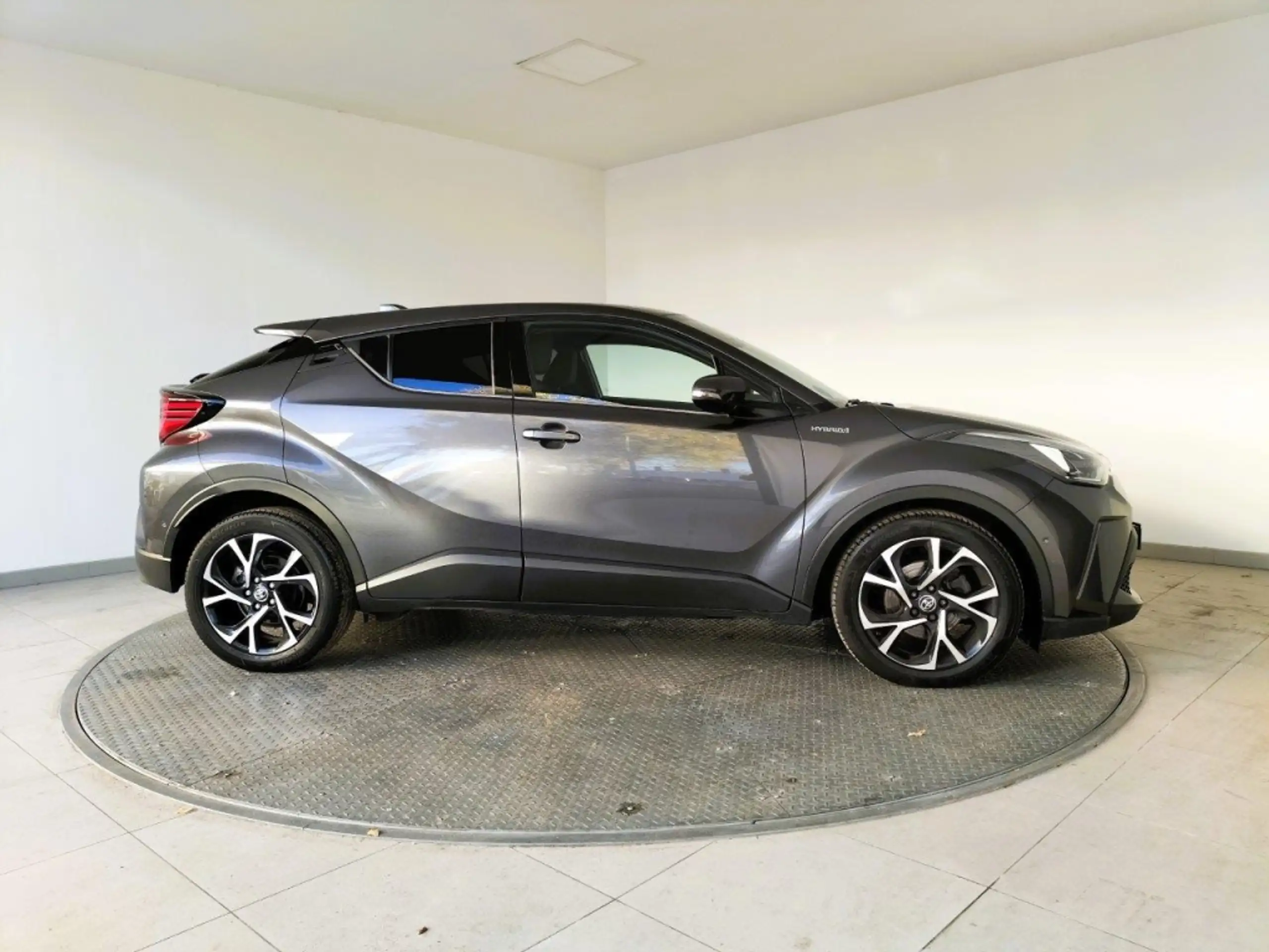 Toyota - C-HR