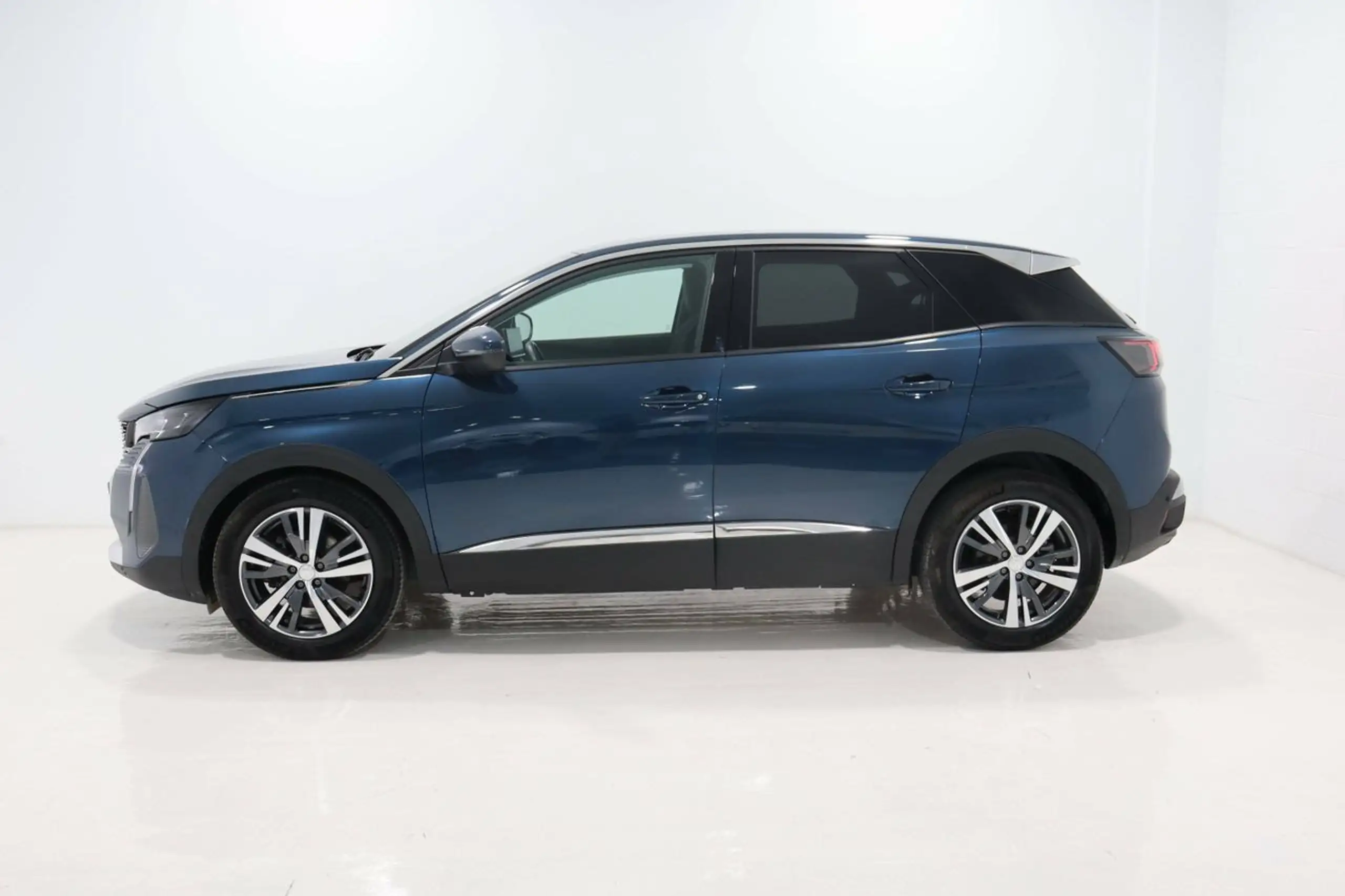 Peugeot - 3008