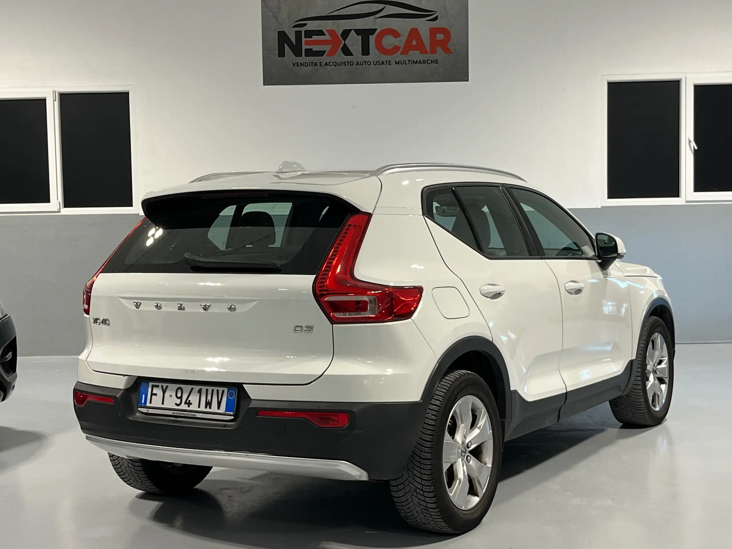 Volvo - XC40