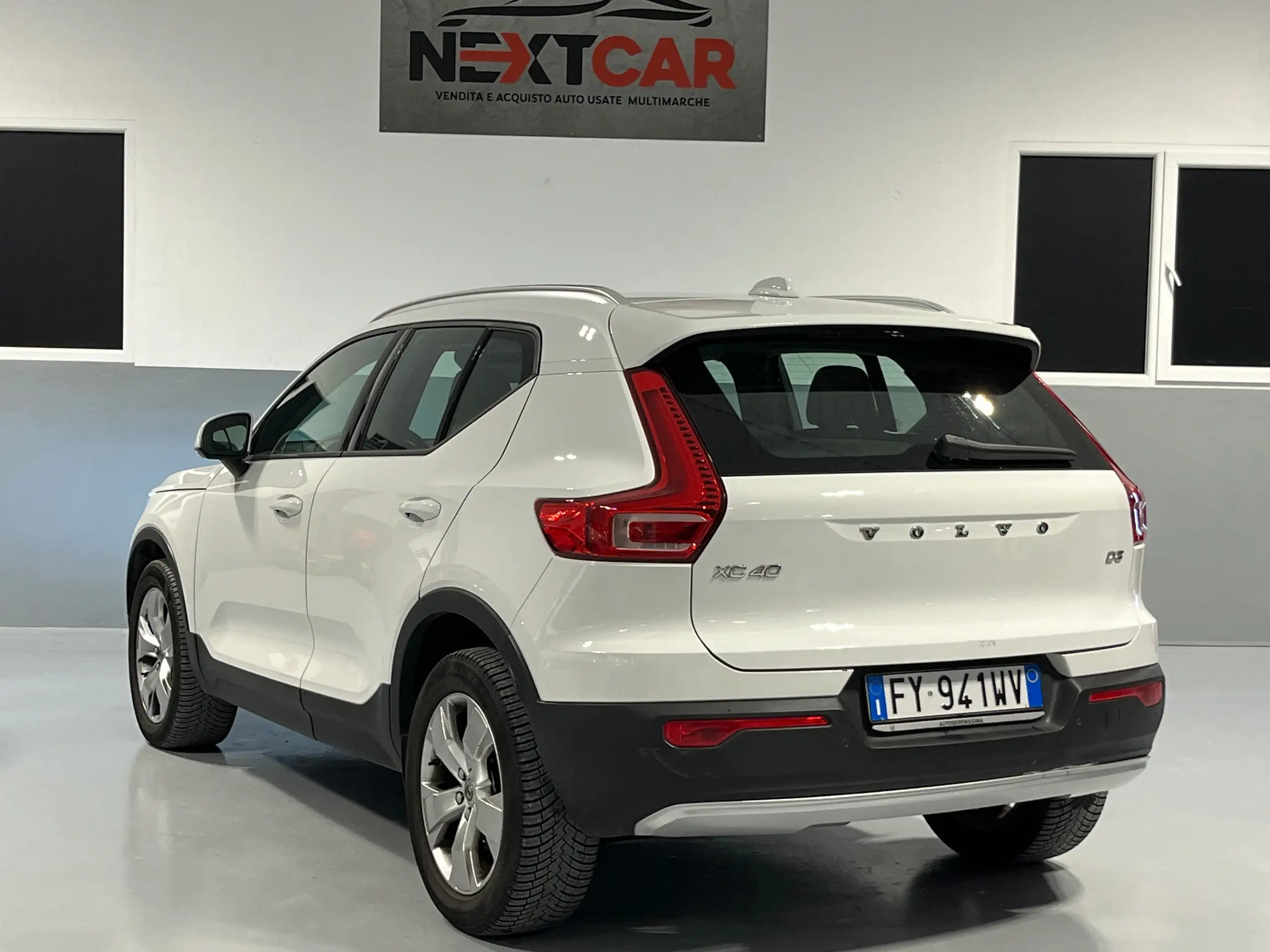 Volvo - XC40