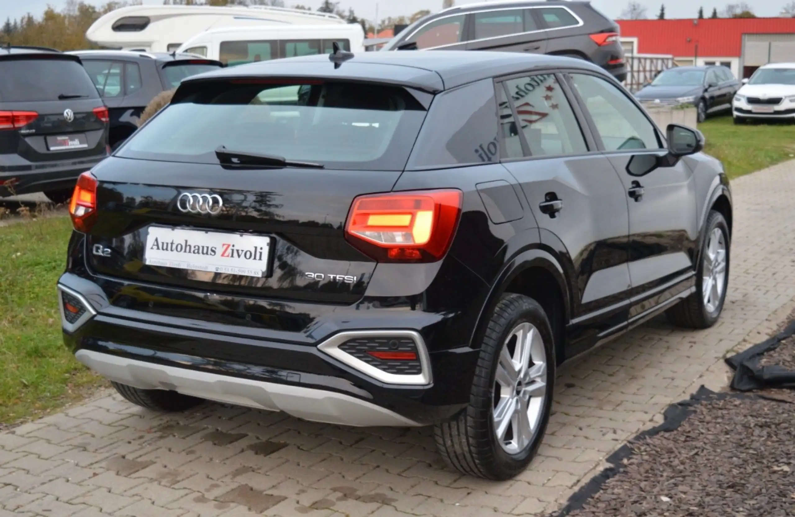 Audi - Q2