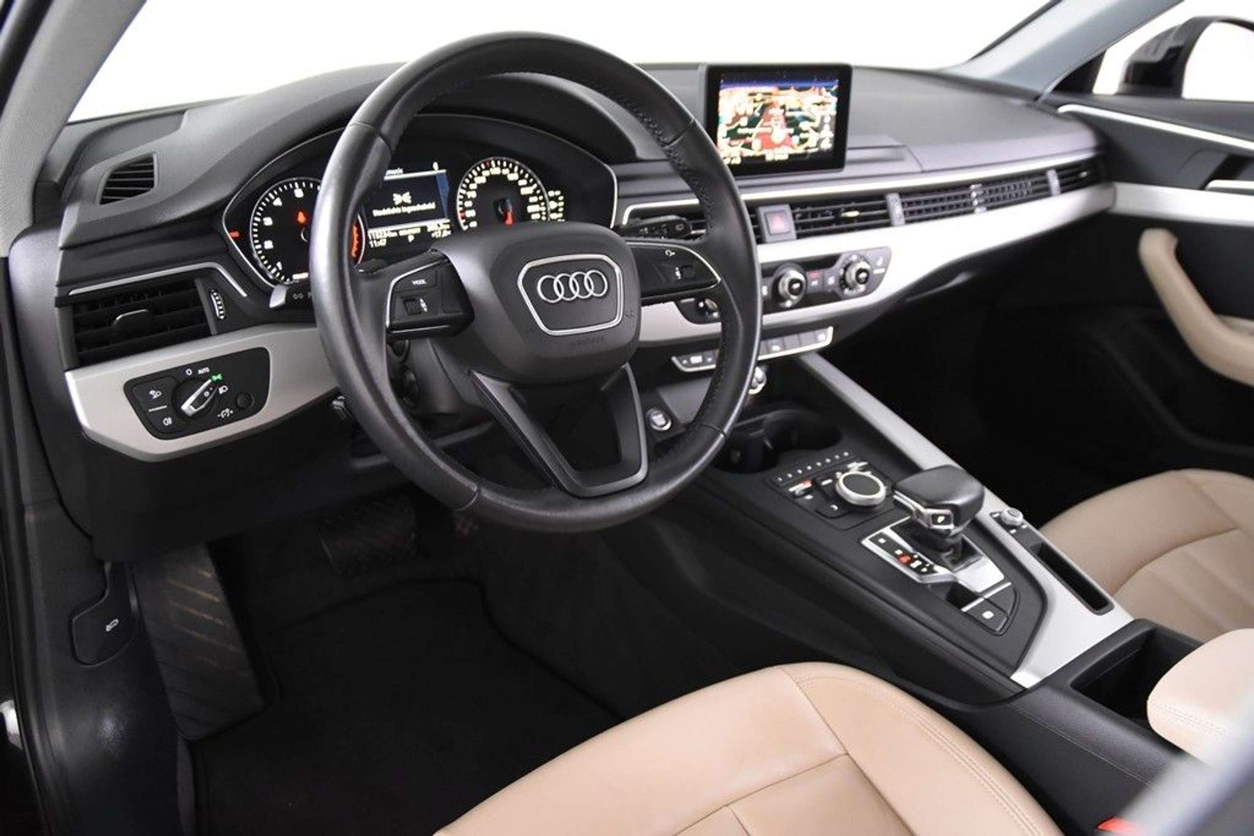 Audi - A4