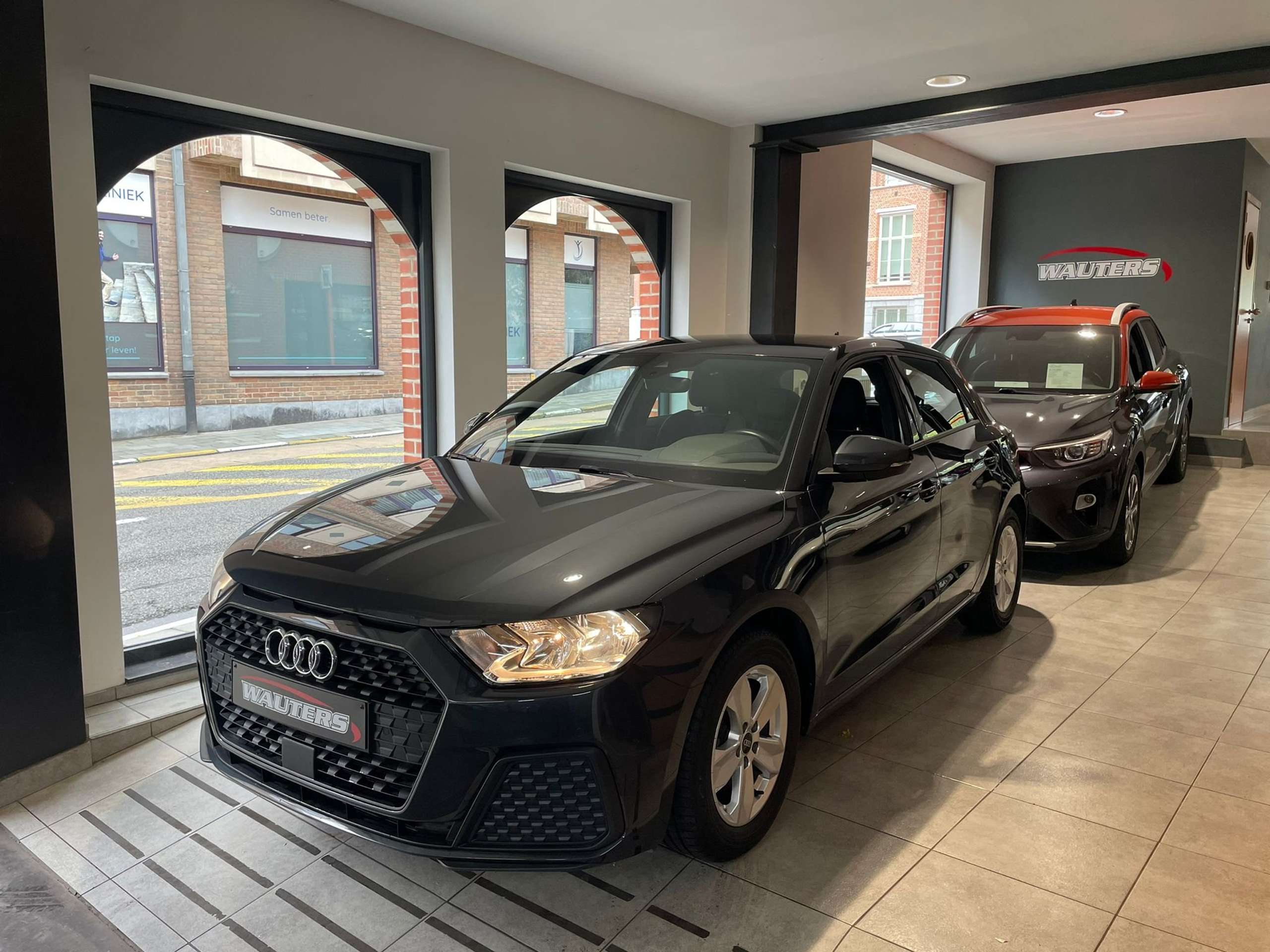 Audi - A1