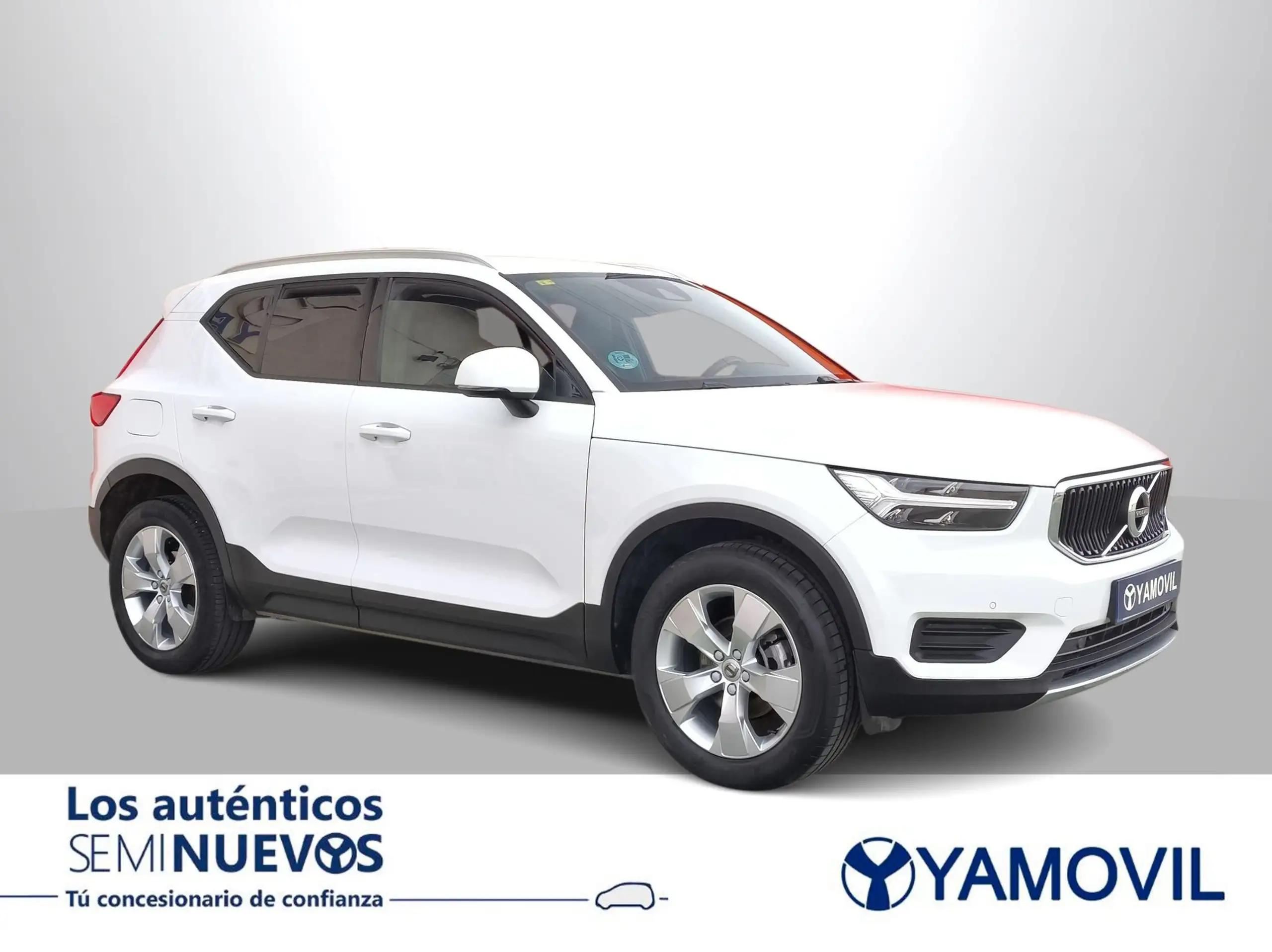 Volvo - XC40