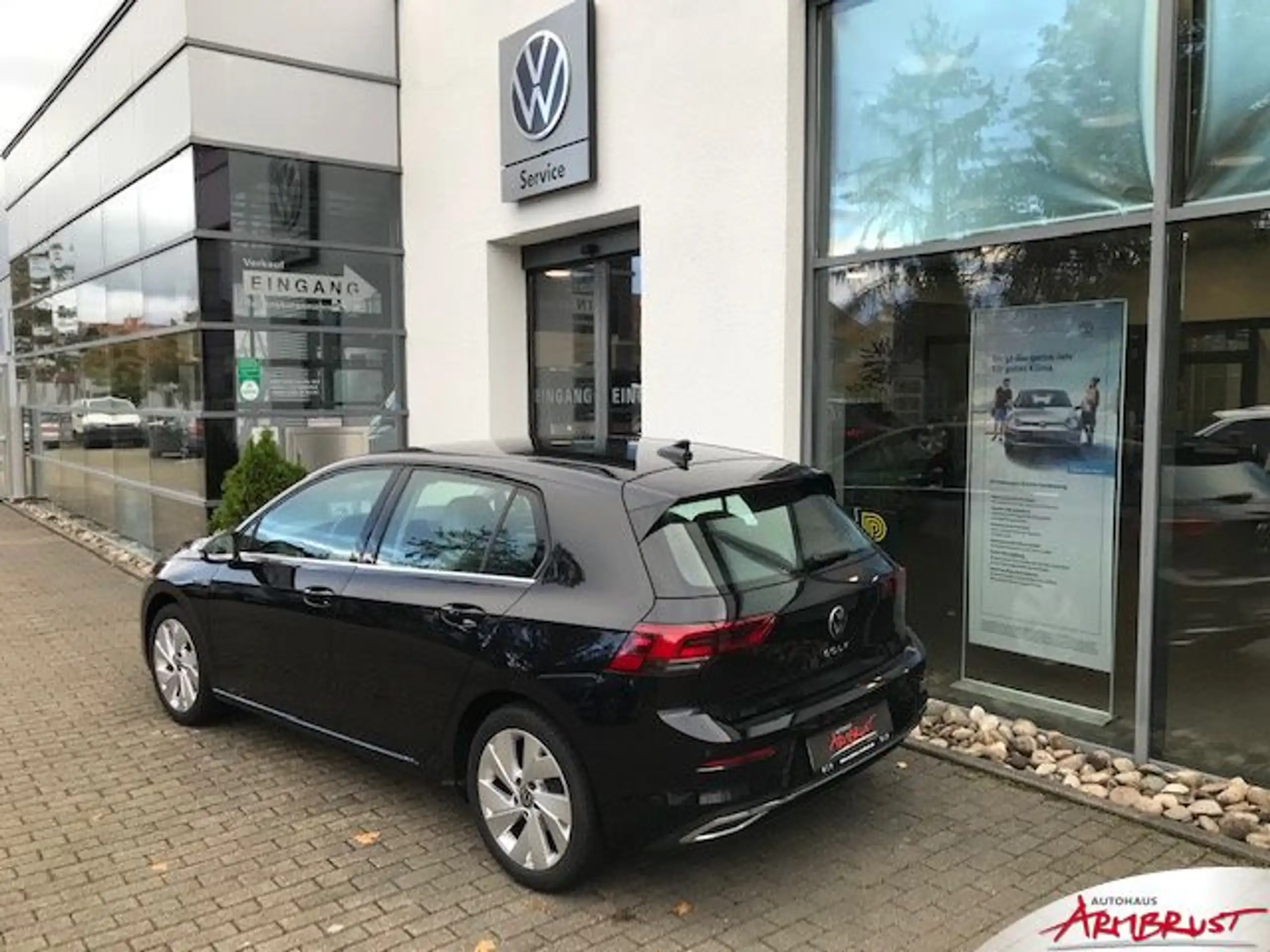 Volkswagen - Golf