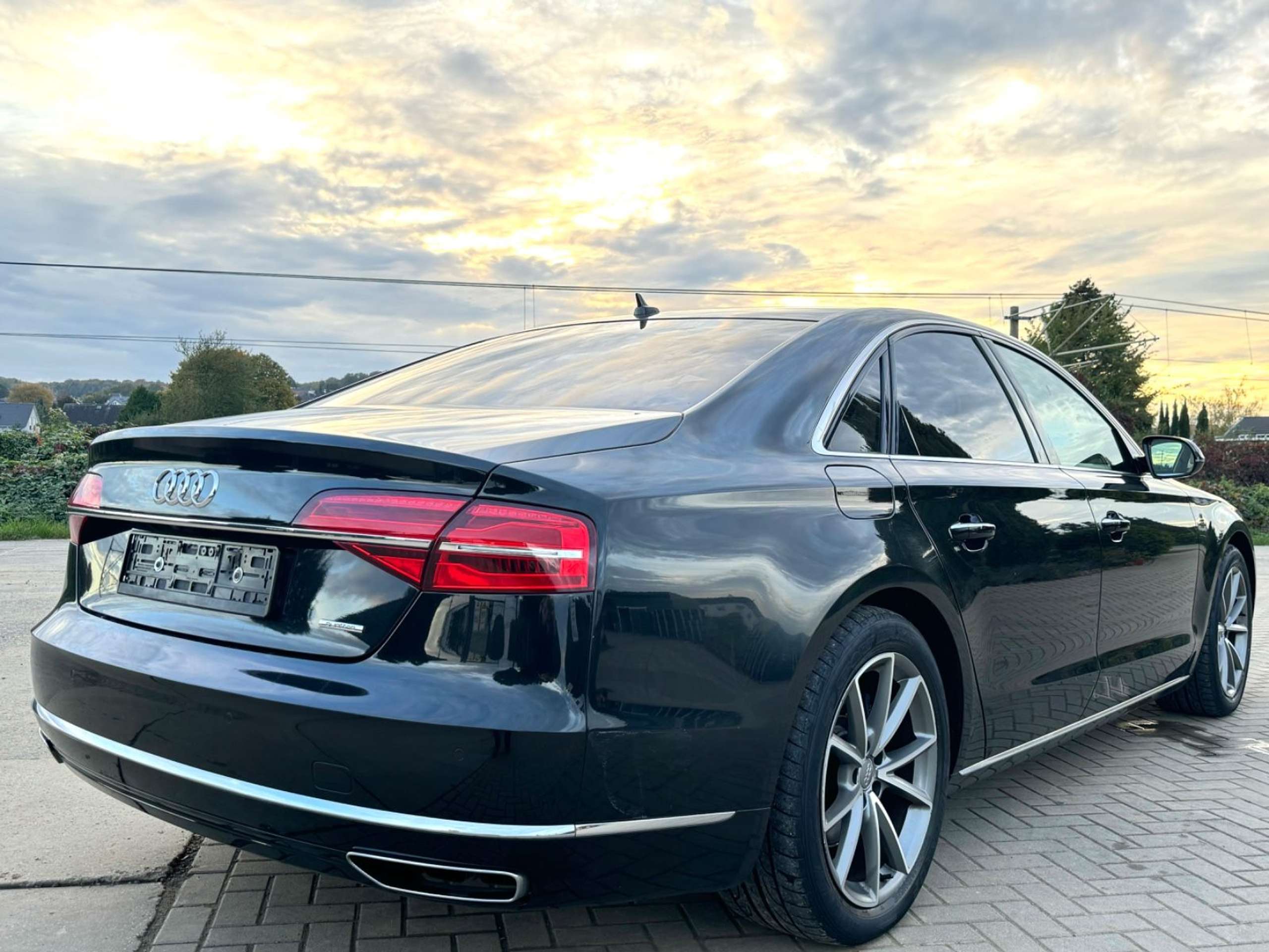 Audi - A8