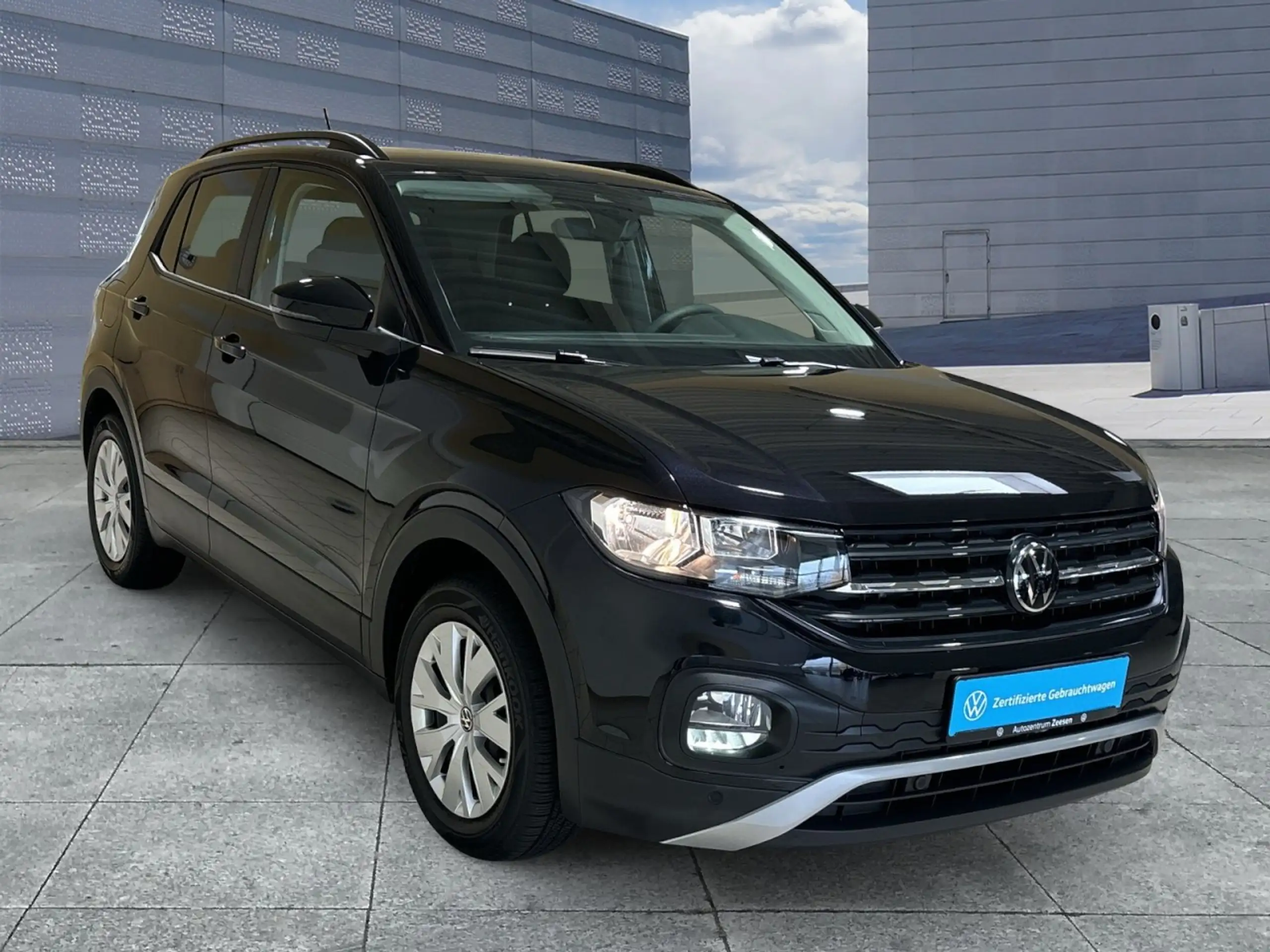 Volkswagen - T-Cross