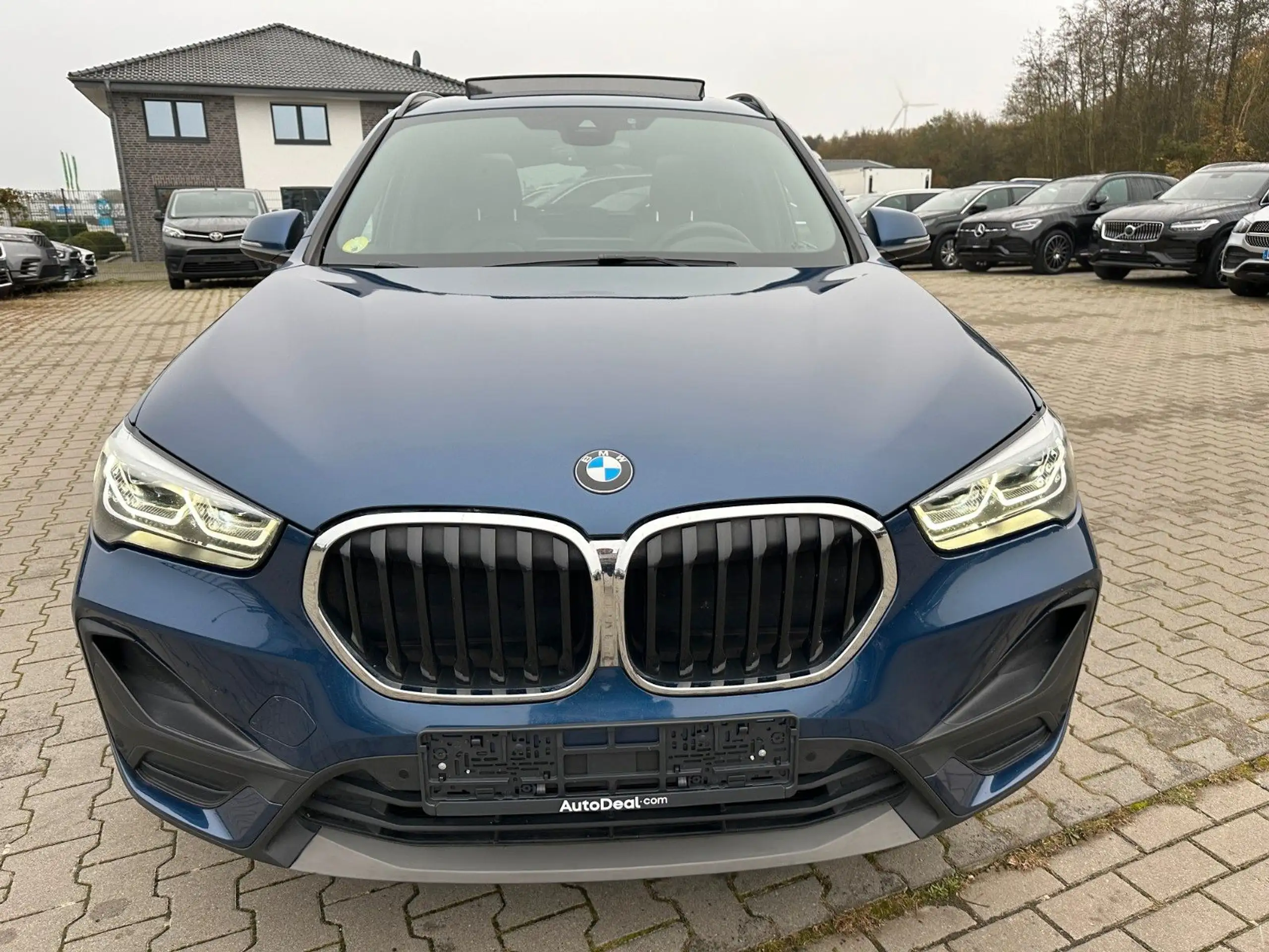 BMW - X1