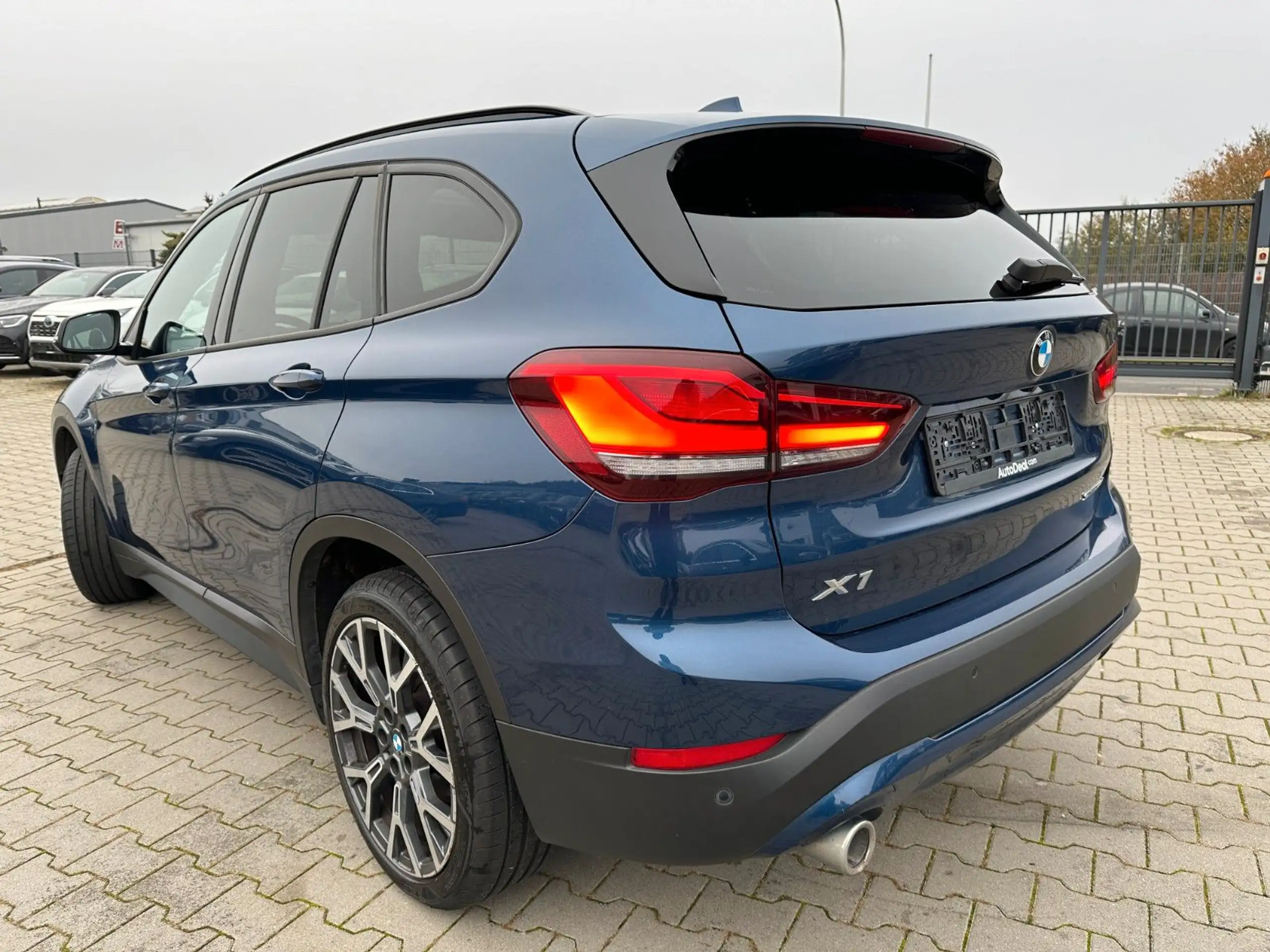 BMW - X1