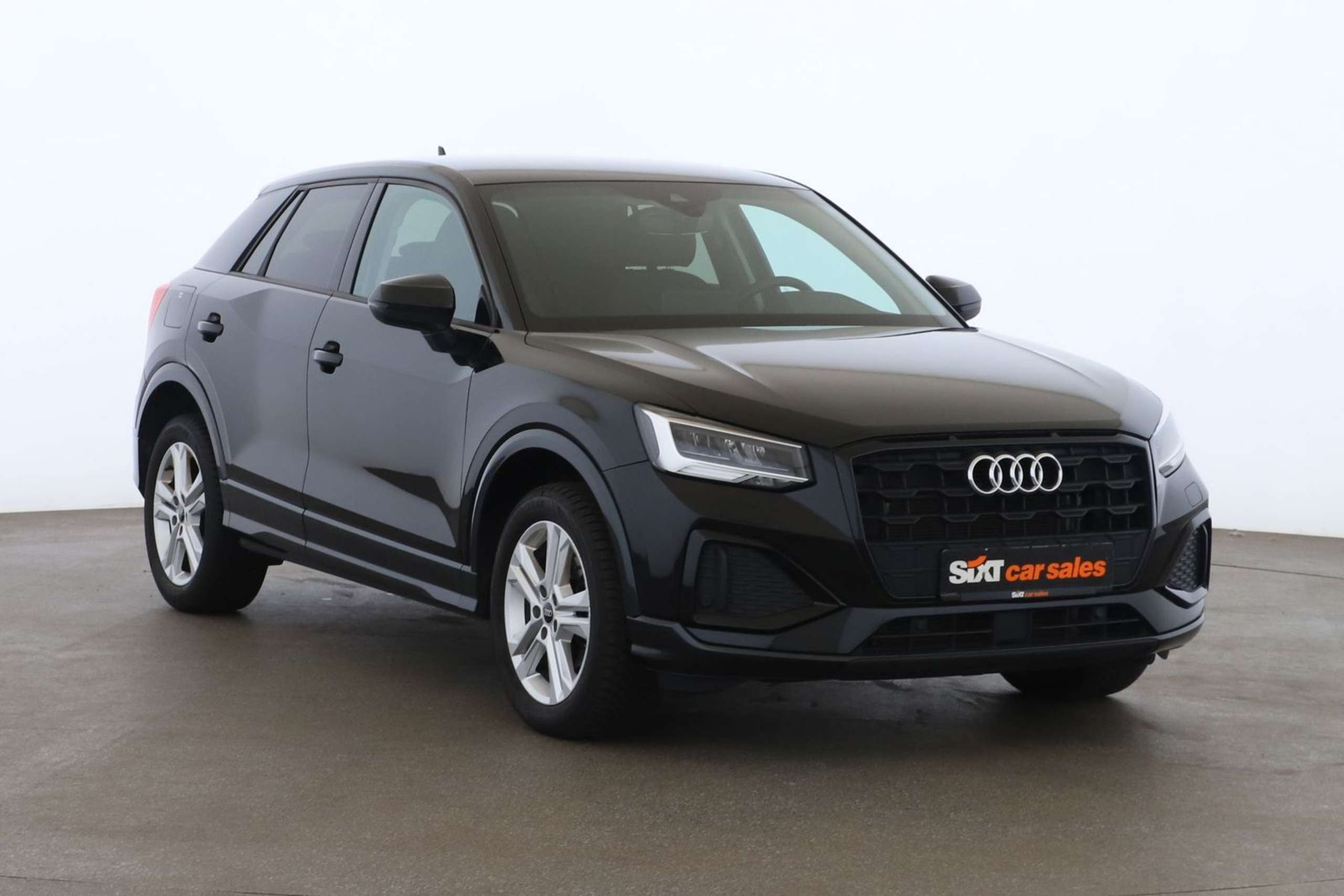 Audi - Q2