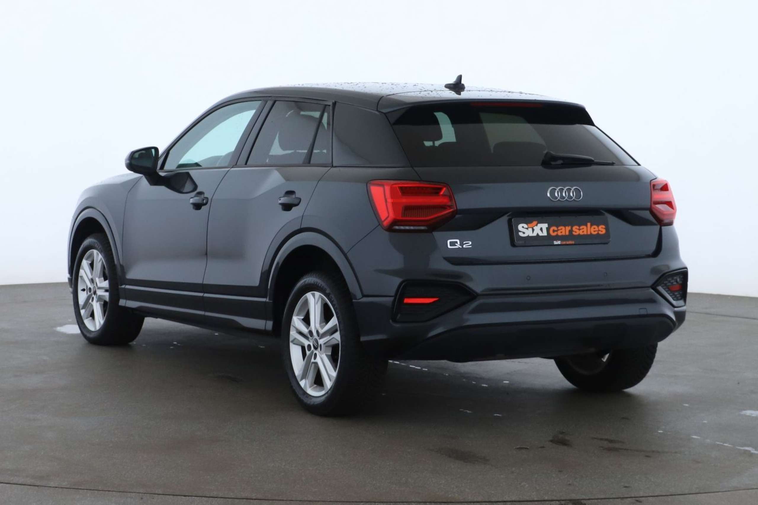 Audi - Q2