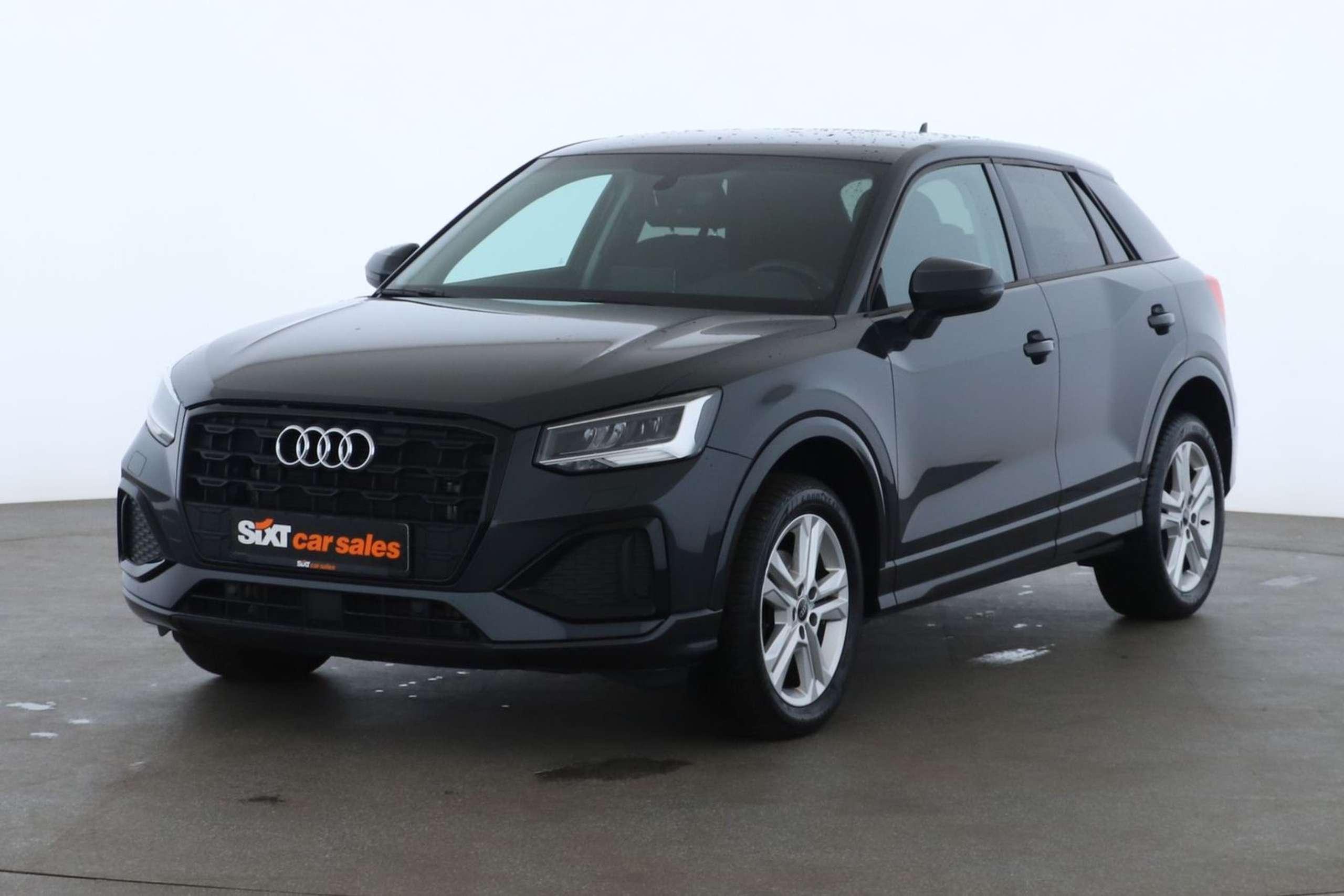 Audi - Q2