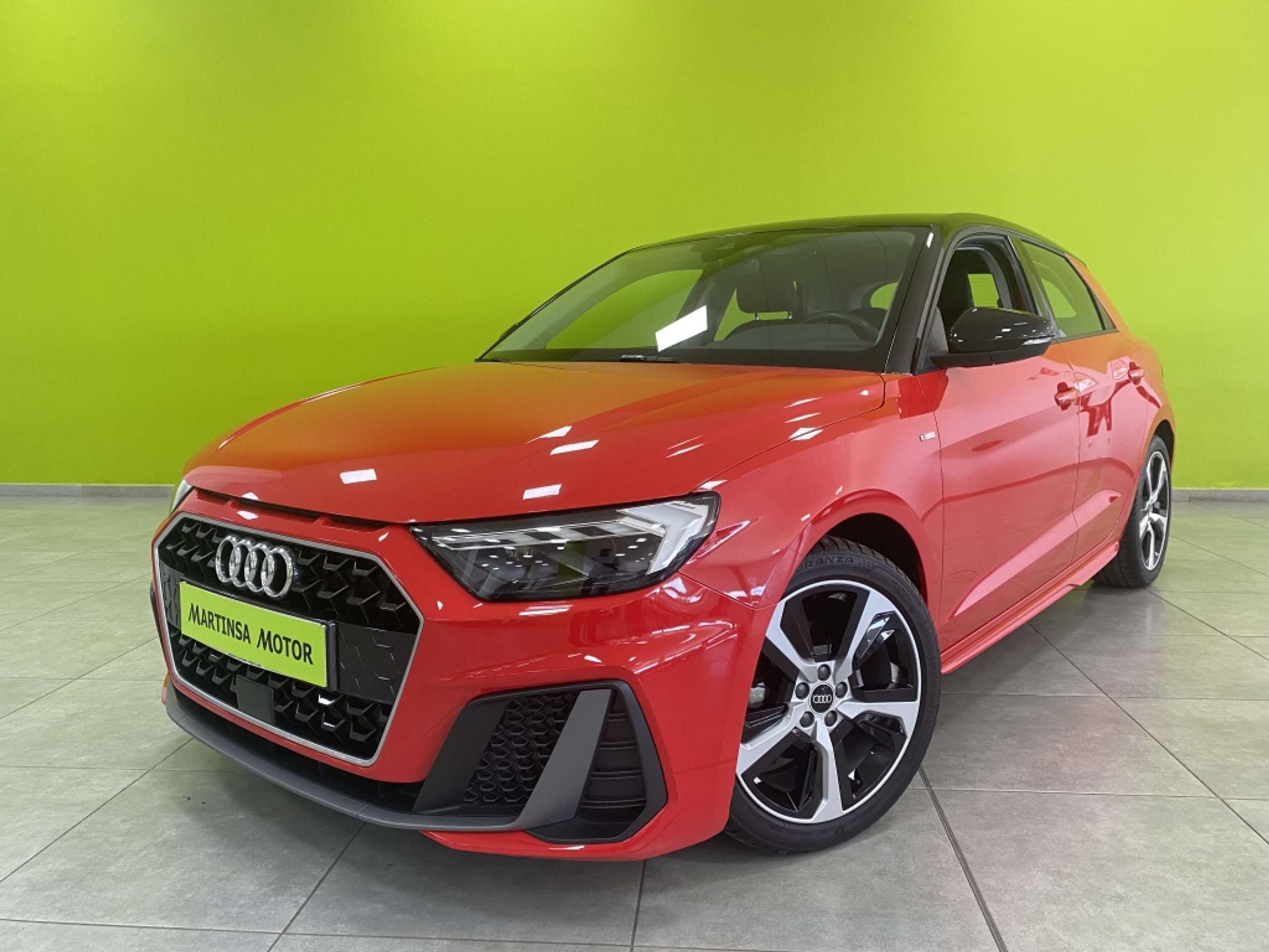 Audi - A1