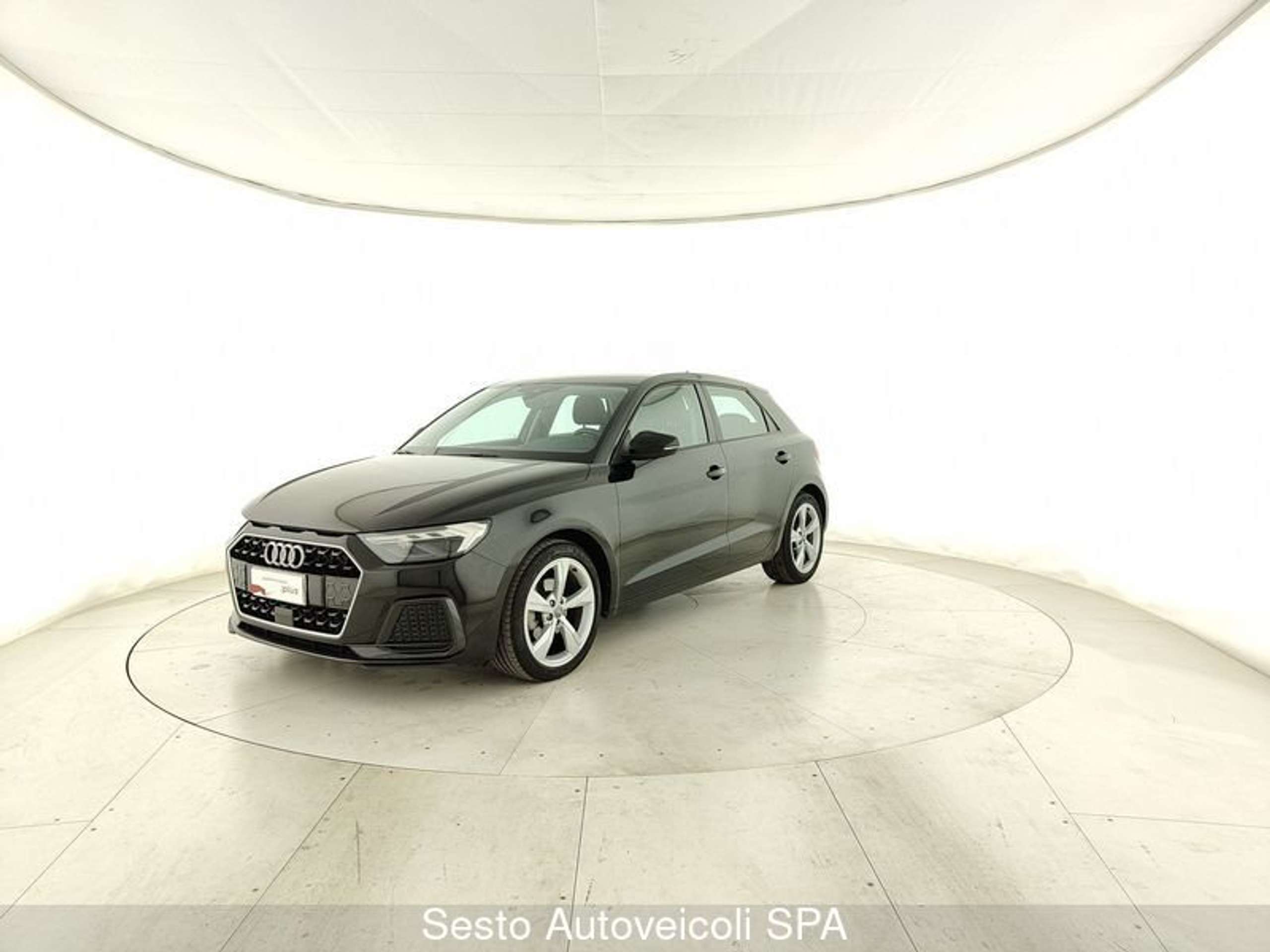 Audi - A1