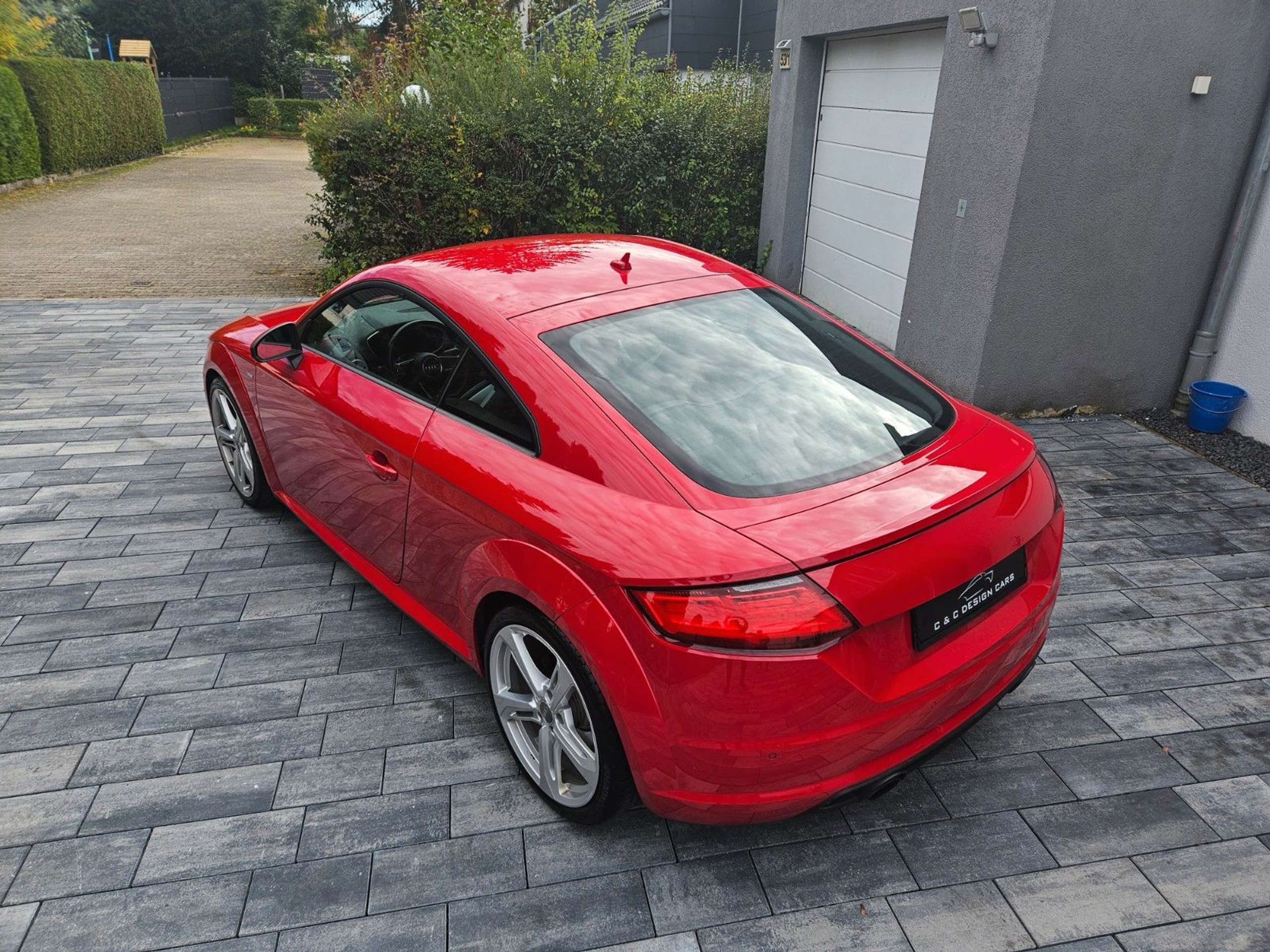 Audi - TT