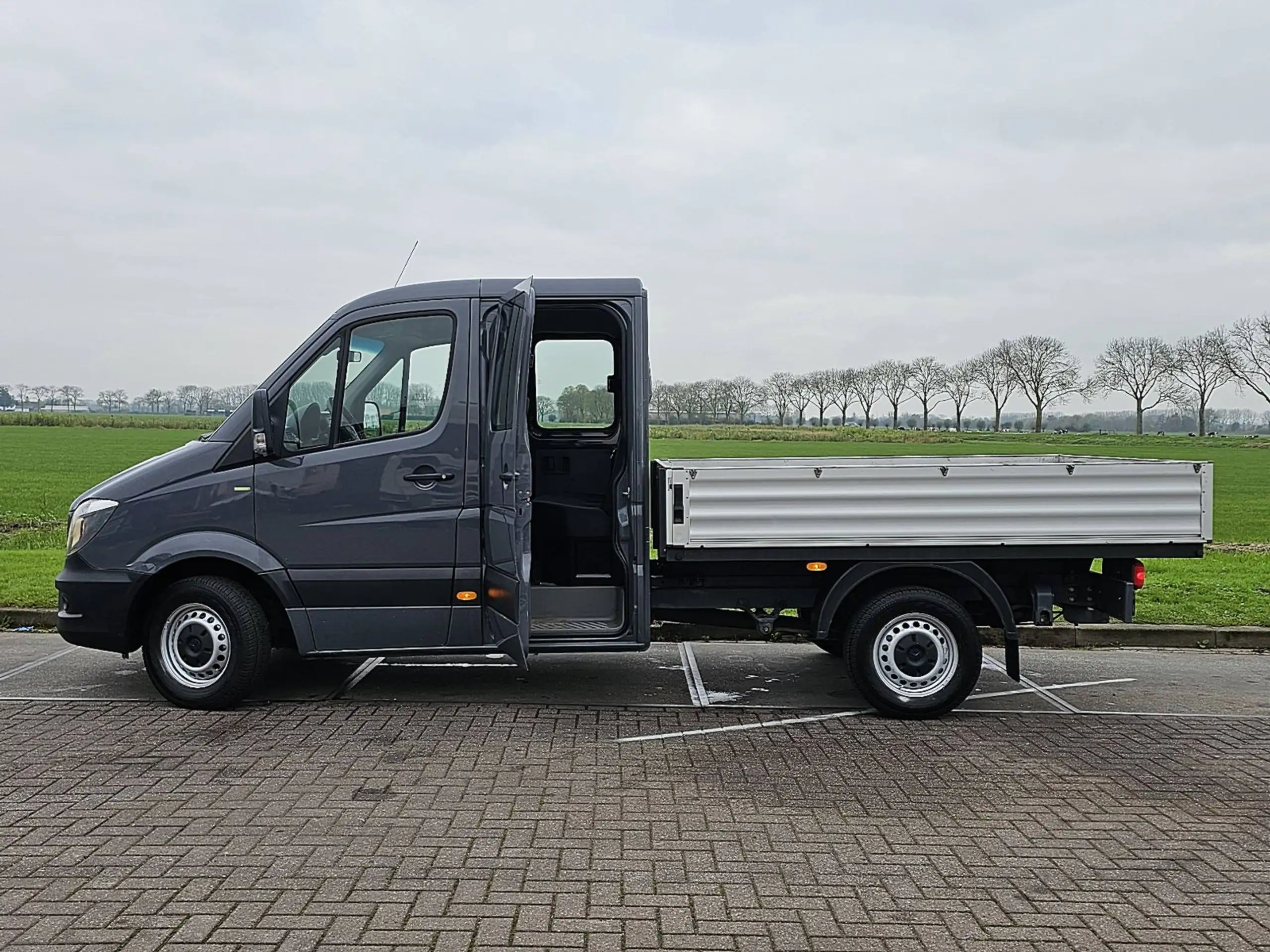 Mercedes-Benz - Sprinter