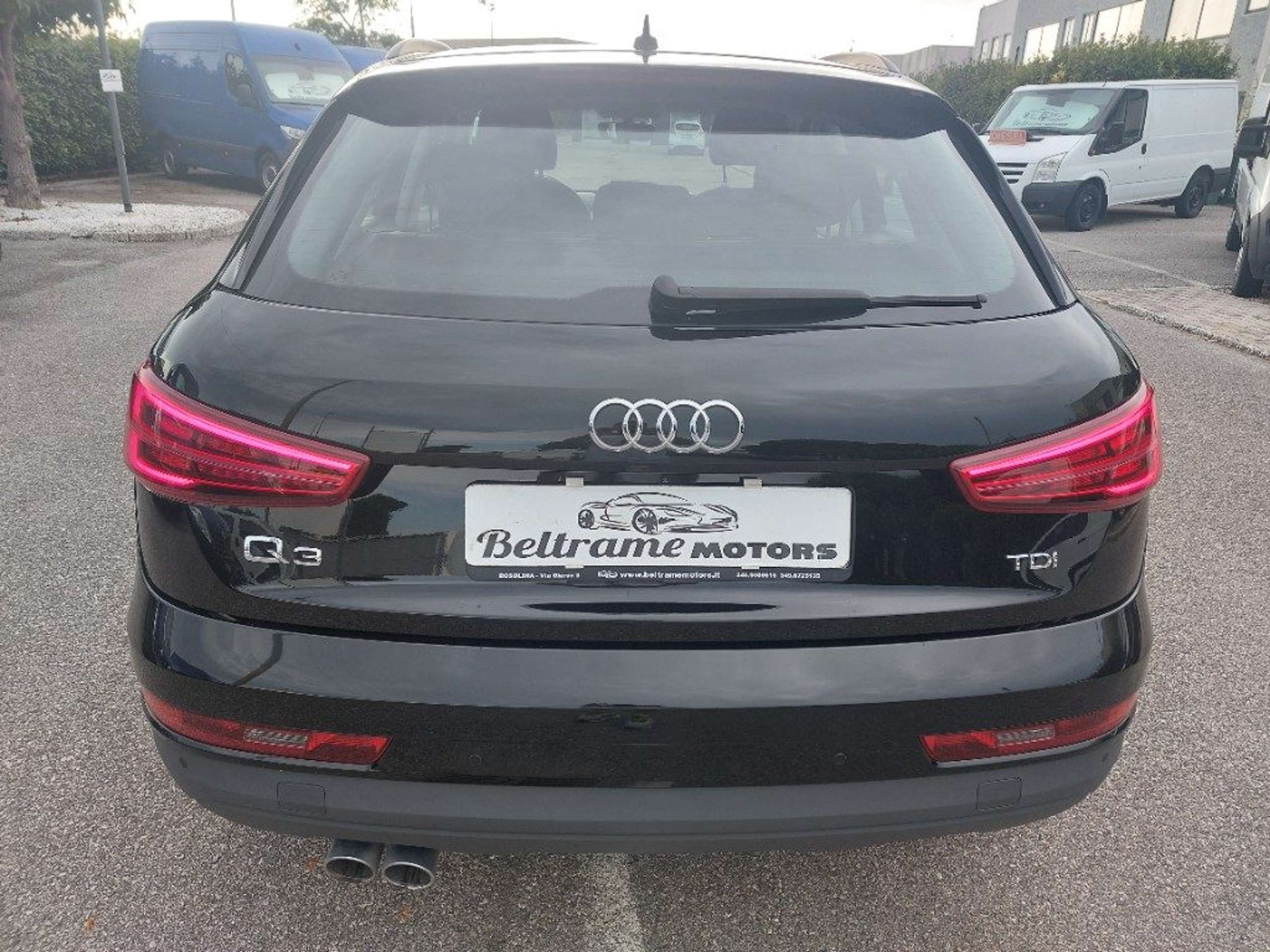 Audi - Q3