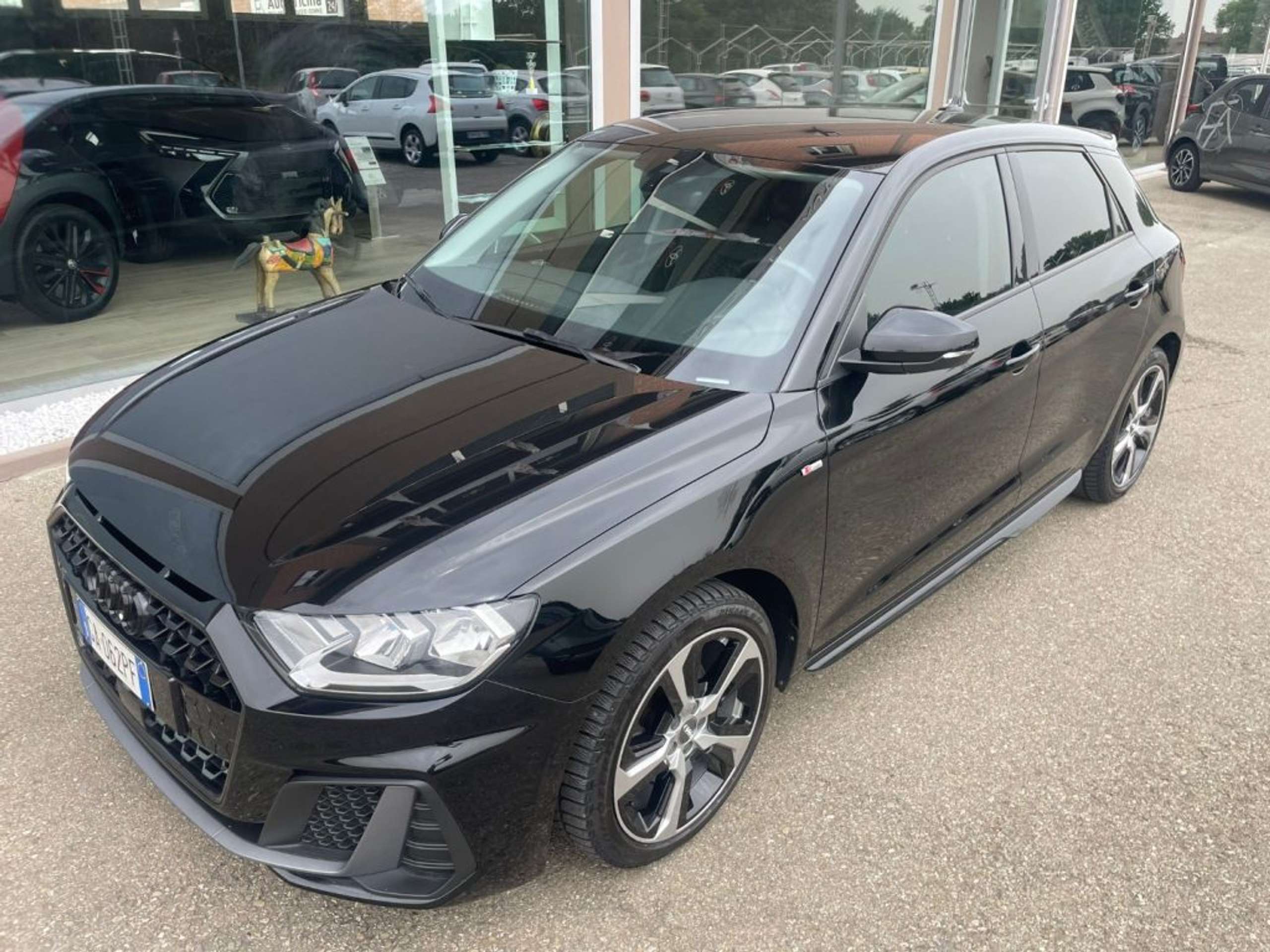 Audi - A1