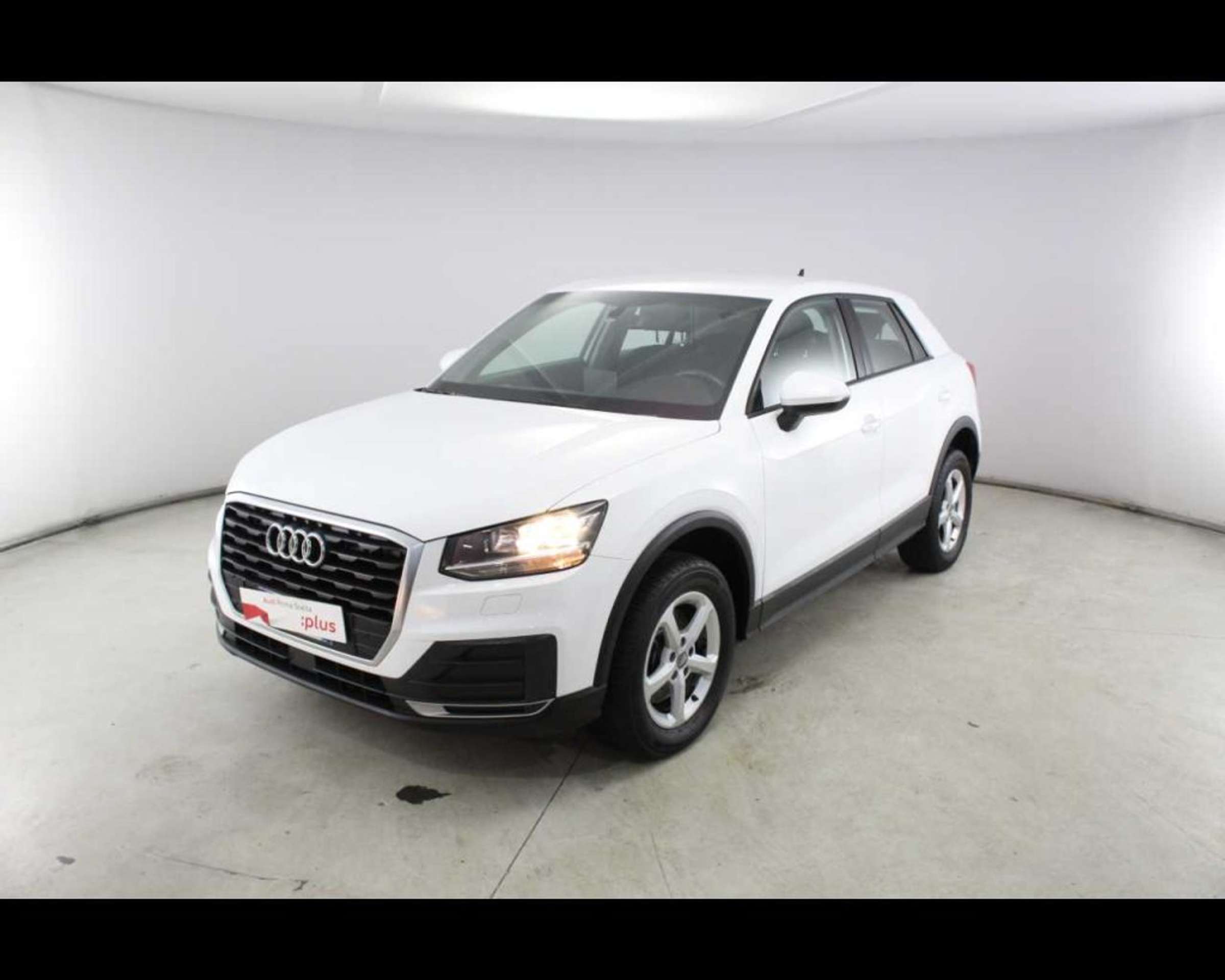 Audi - Q2