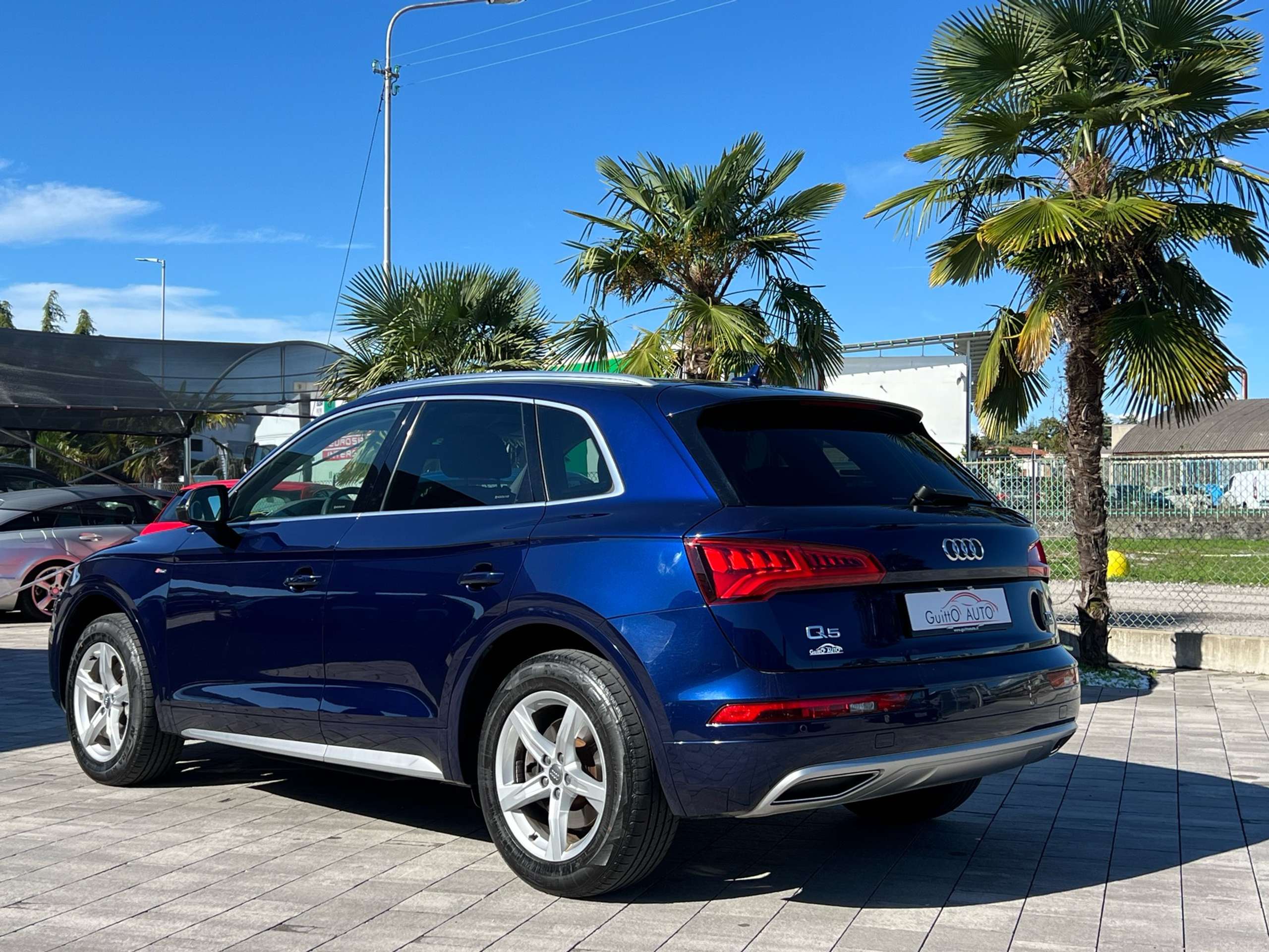 Audi - Q5