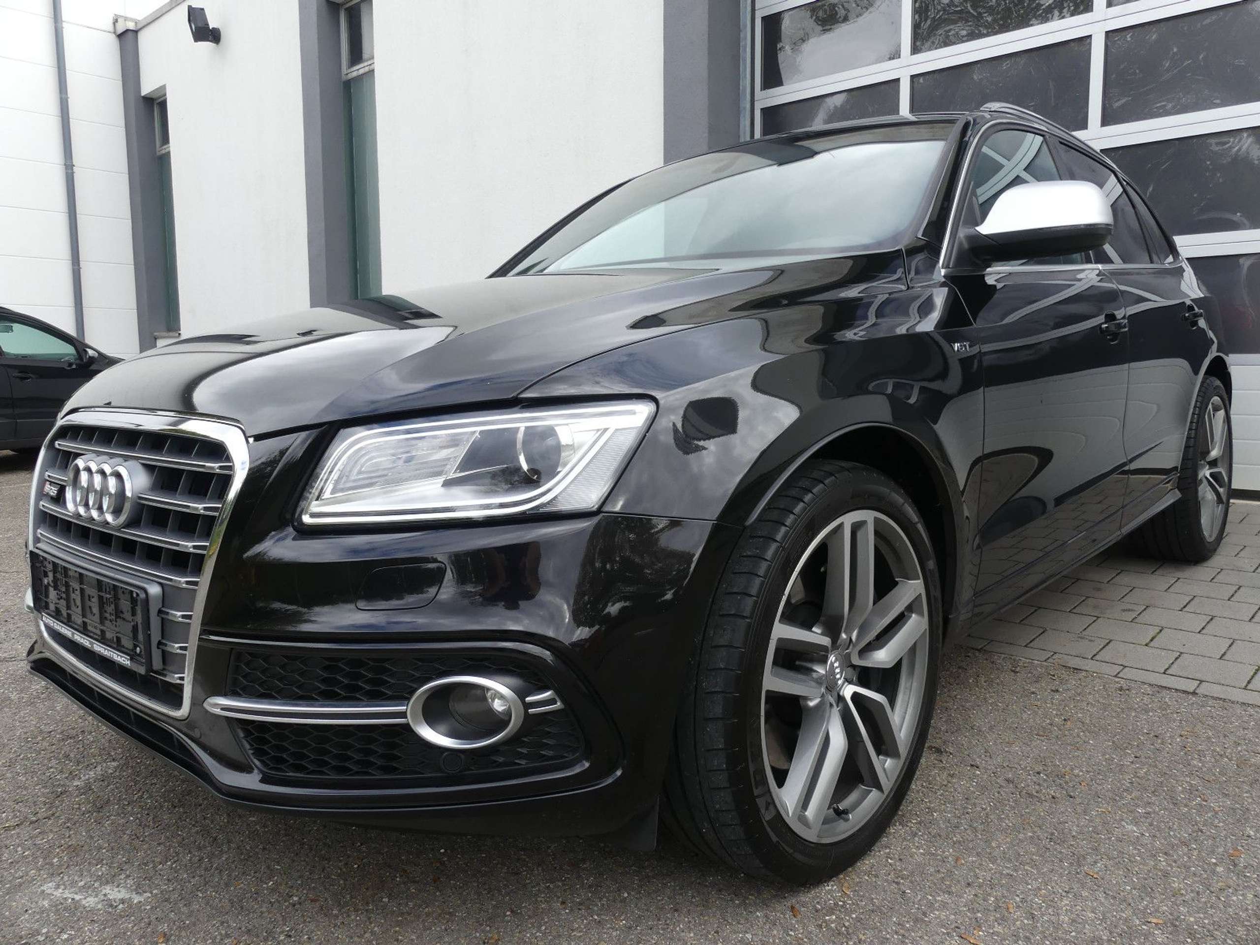 Audi - SQ5