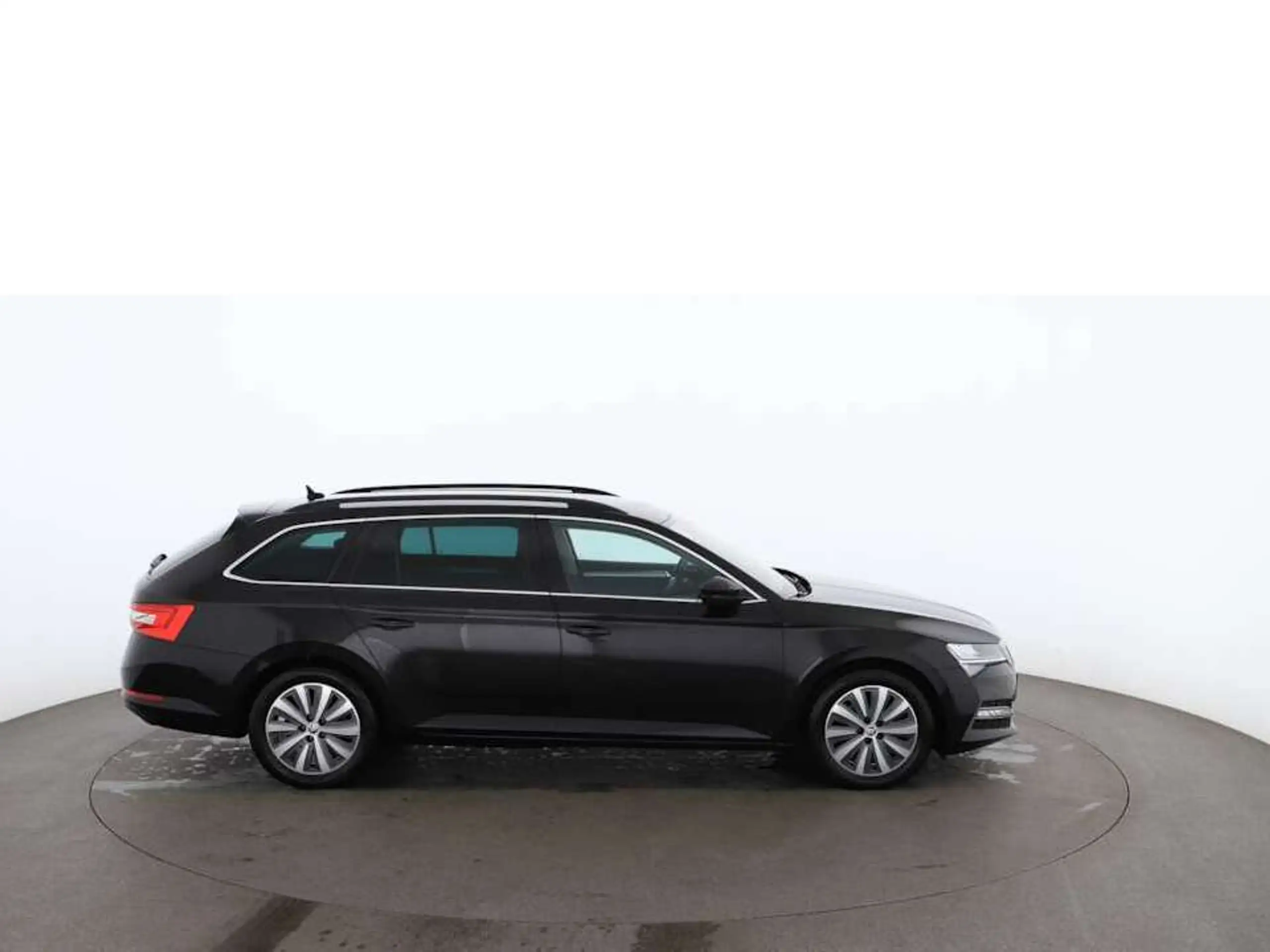 Skoda - Superb