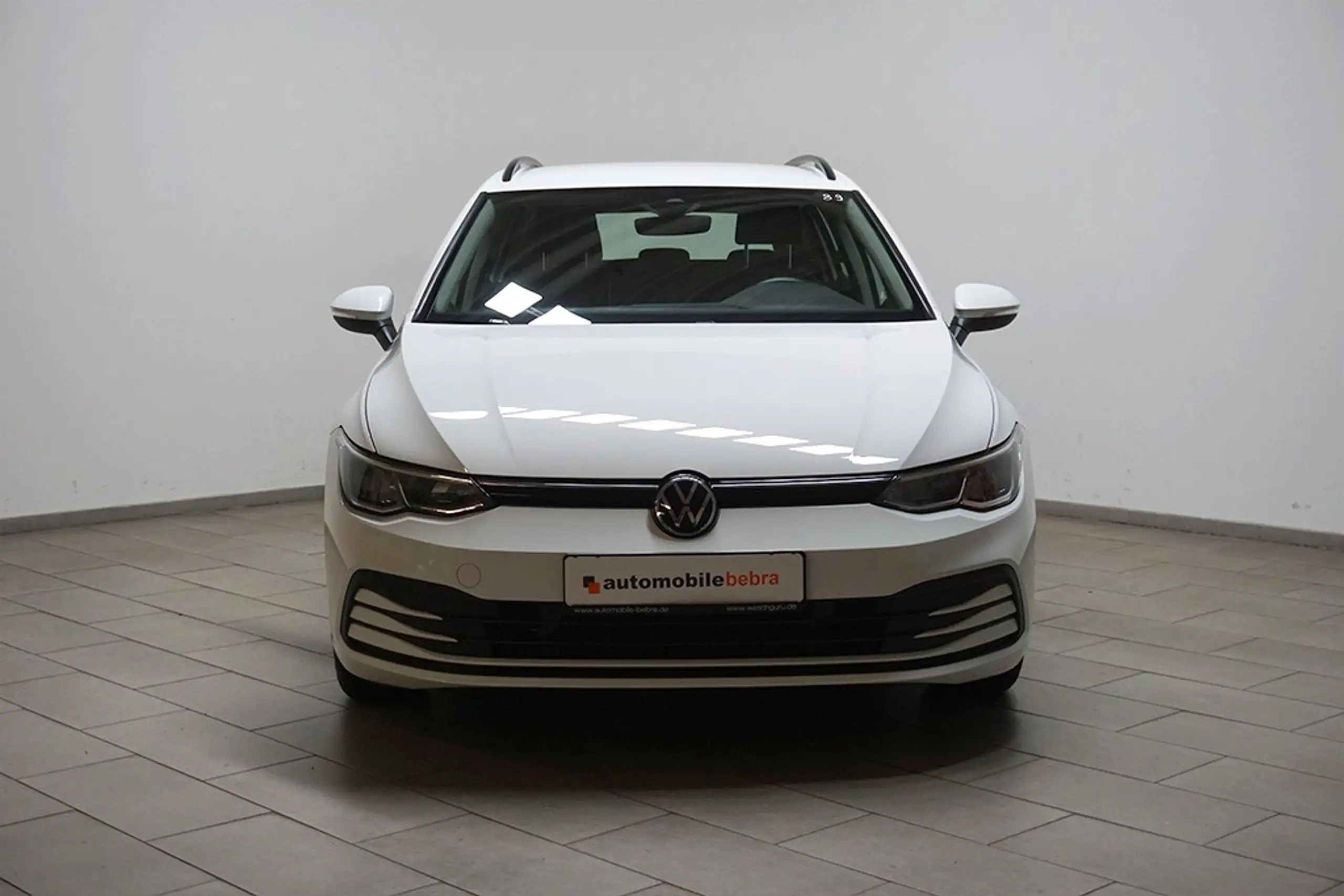 Volkswagen - Golf