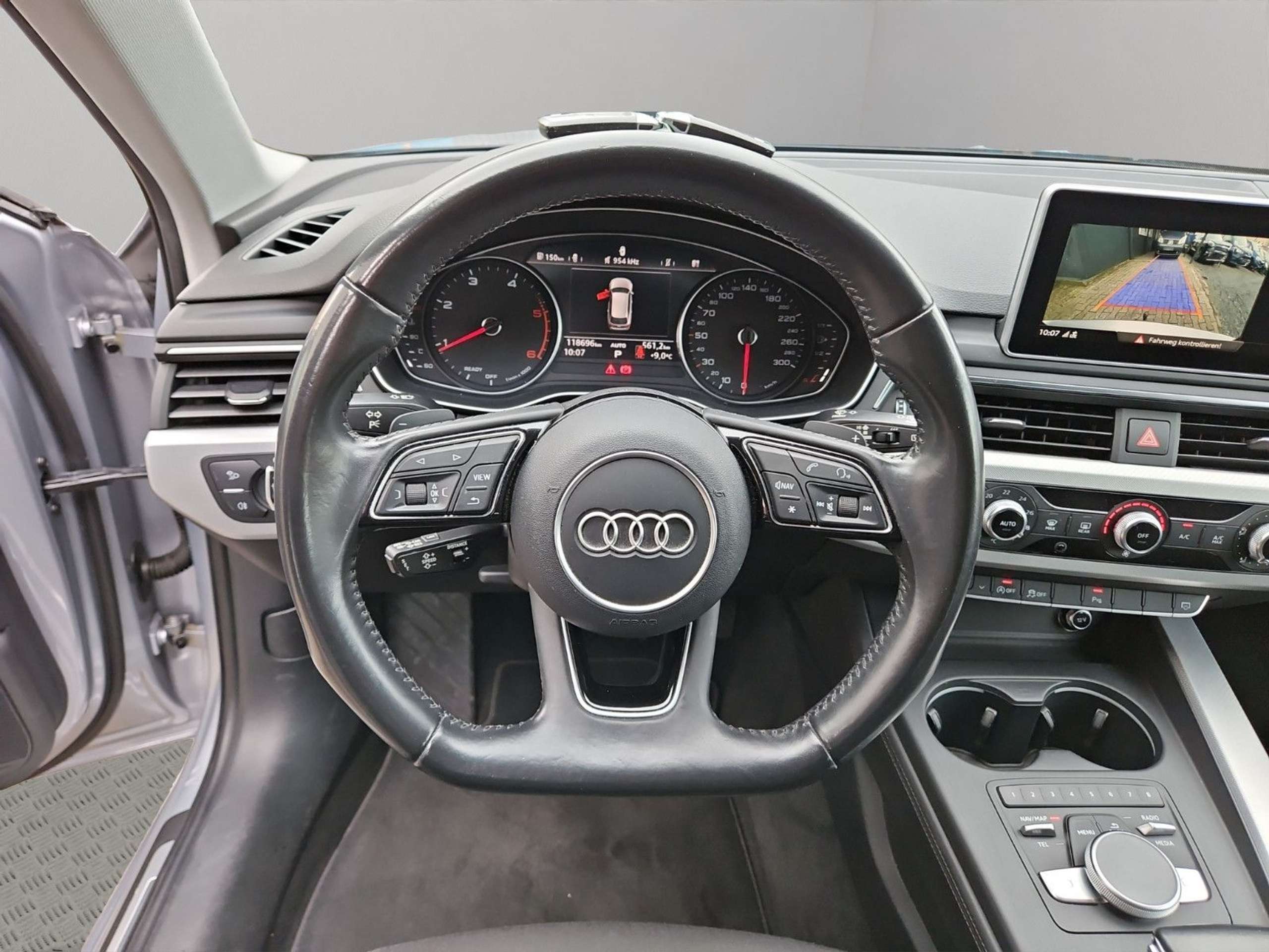 Audi - A4