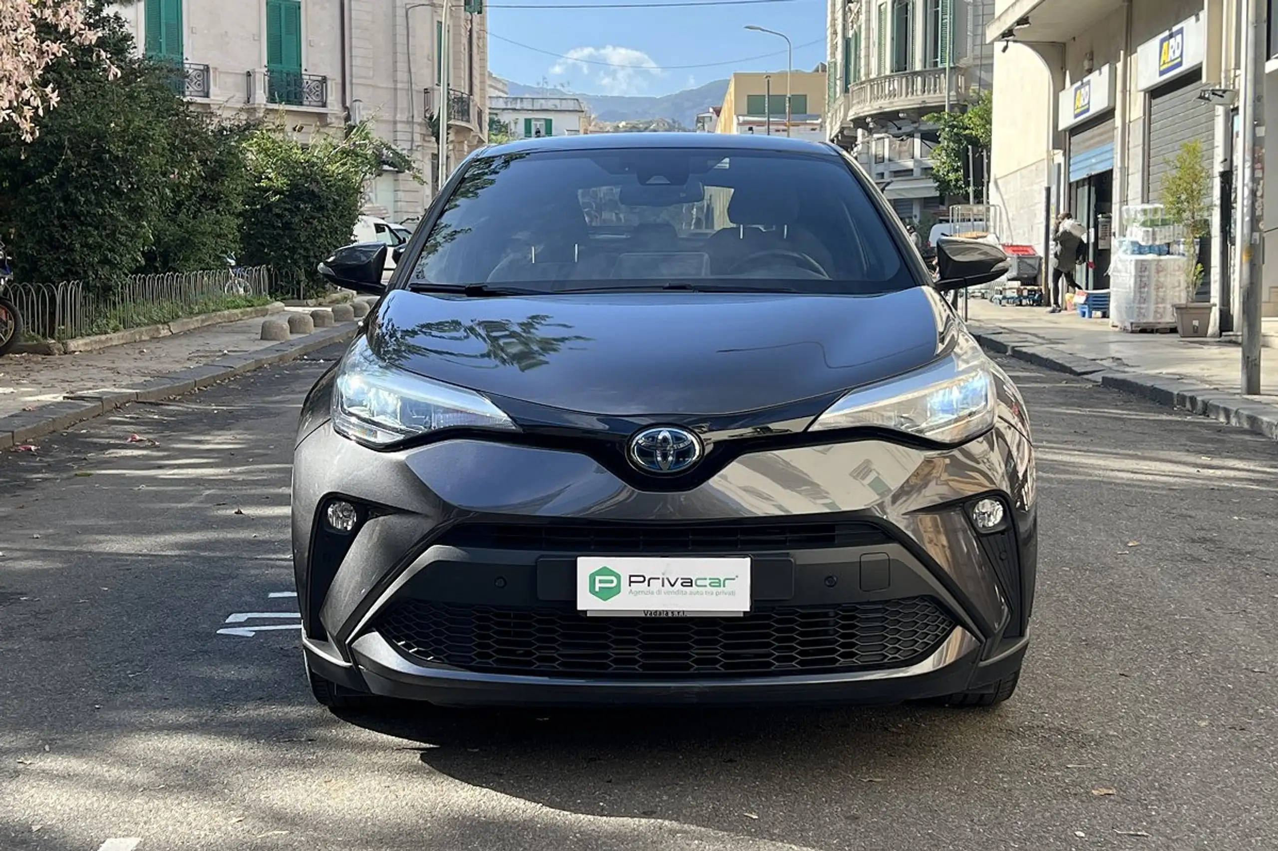 Toyota - C-HR