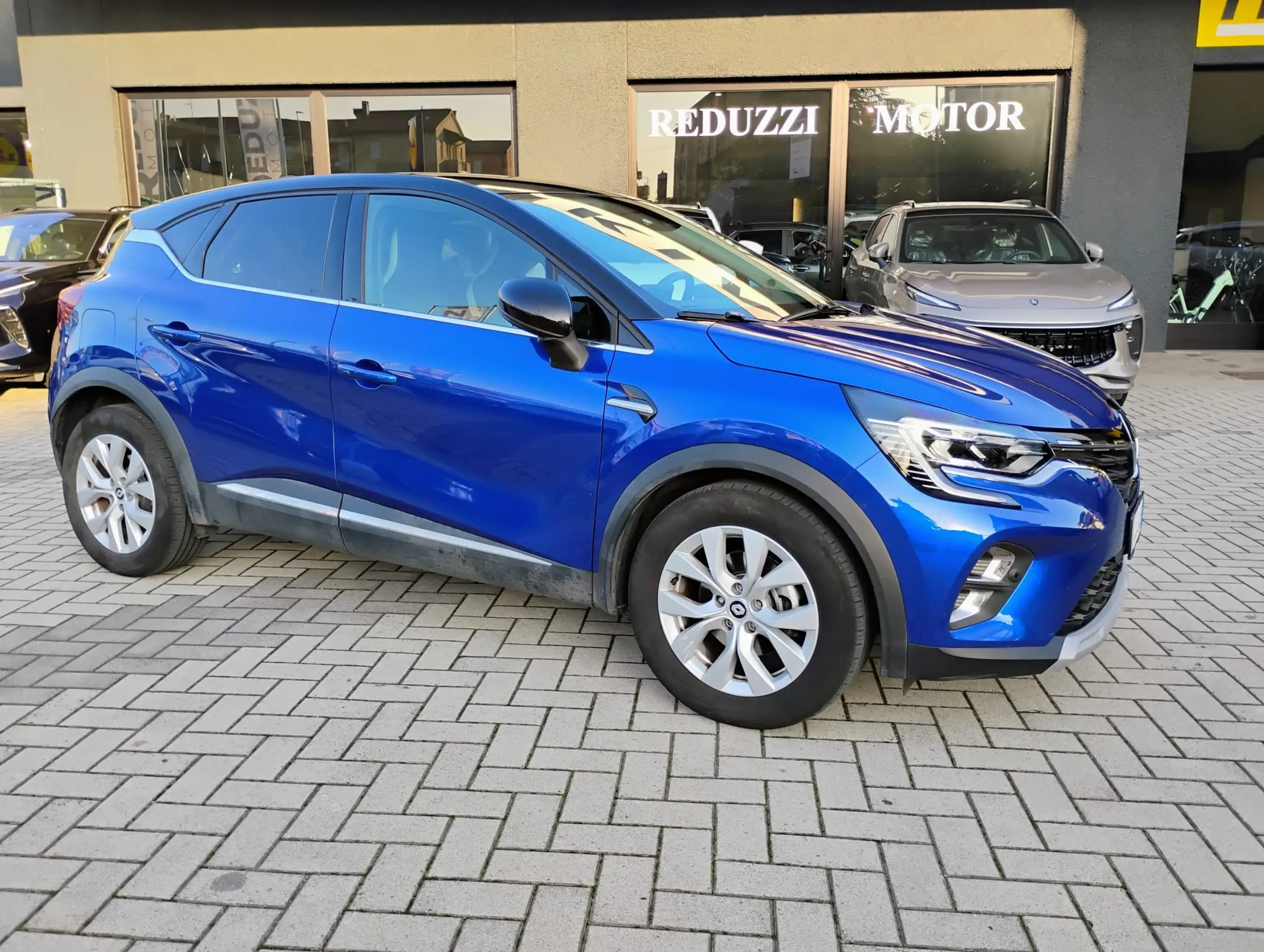 Renault - Captur