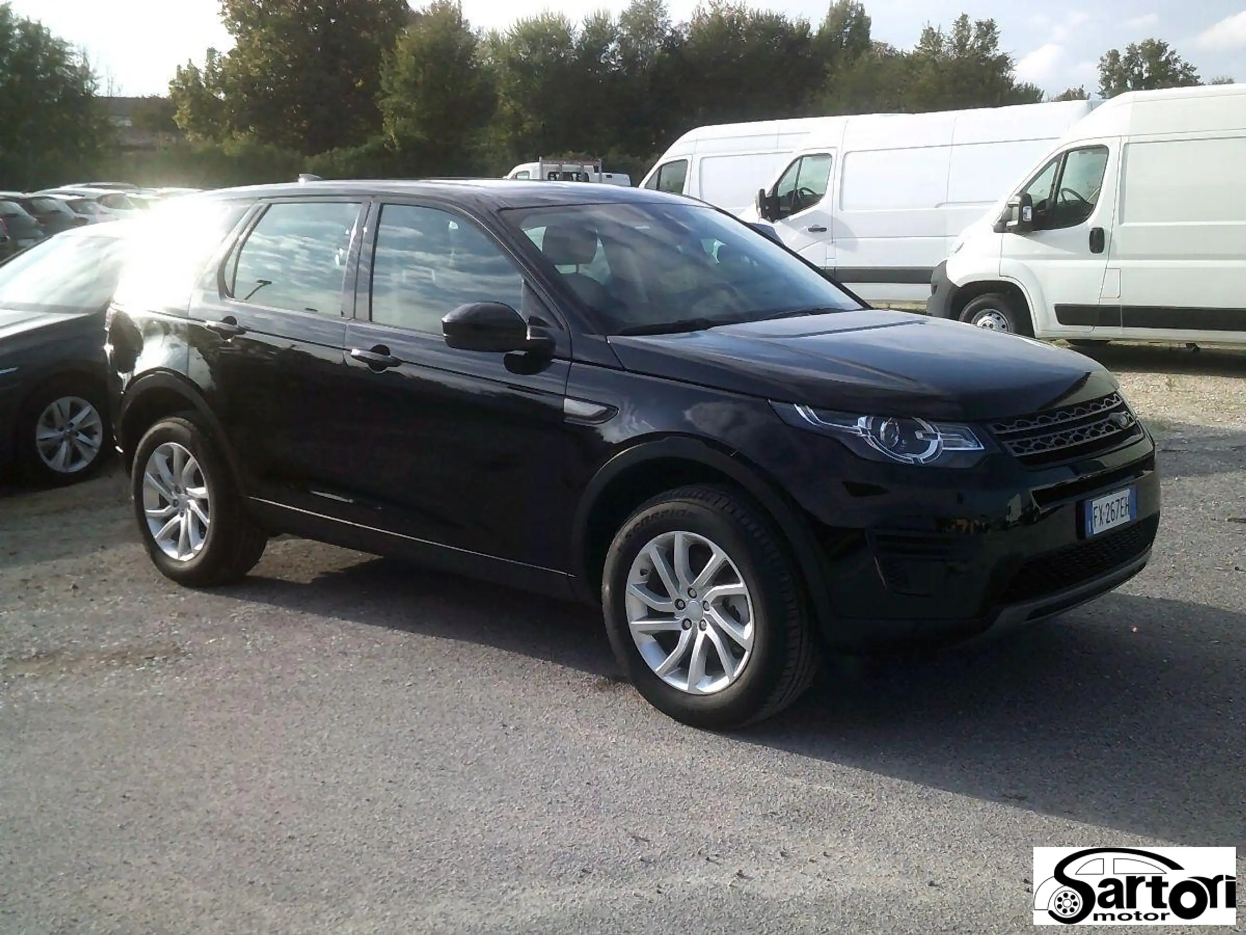 Land Rover - Discovery Sport