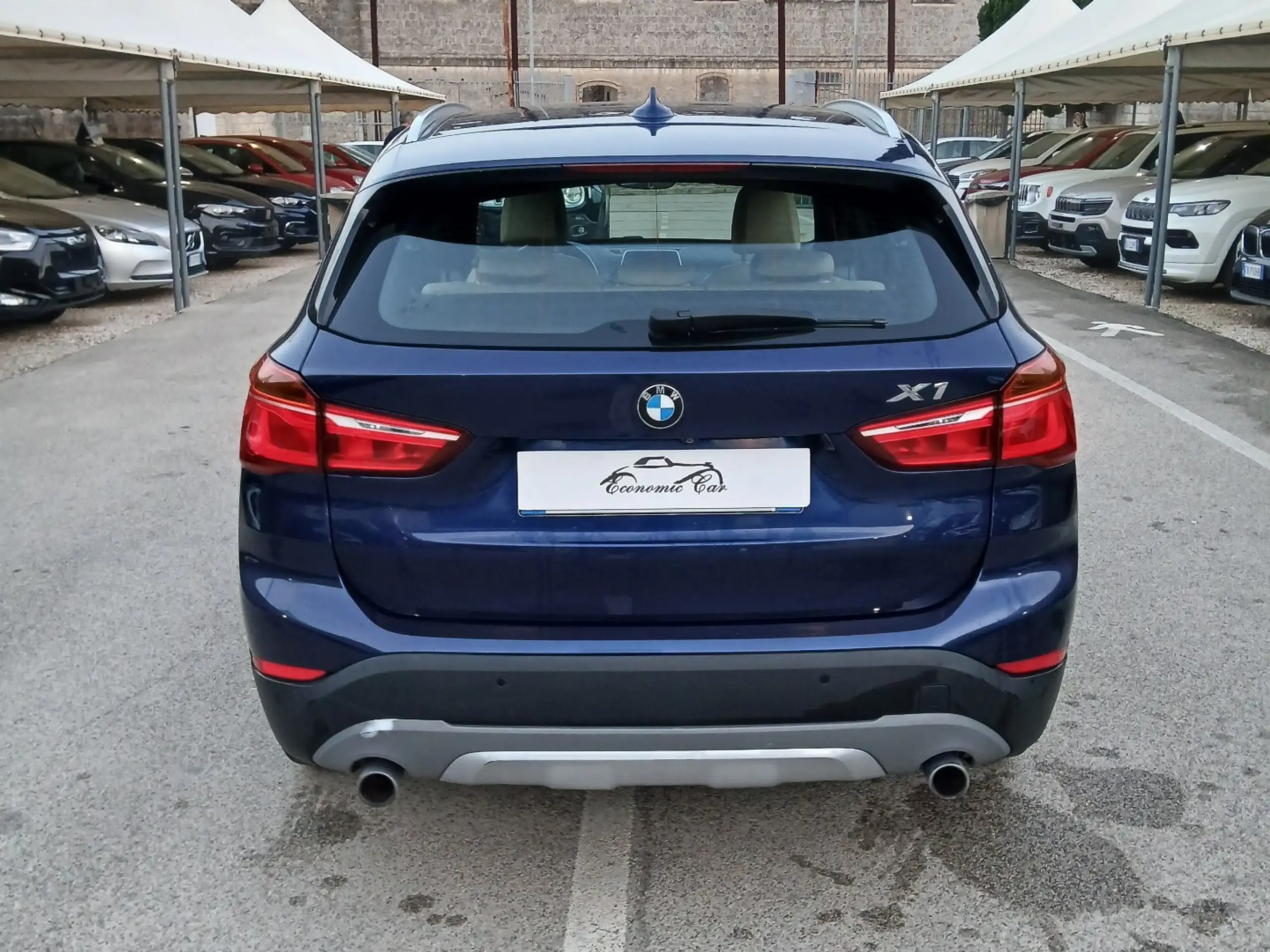 BMW - X1