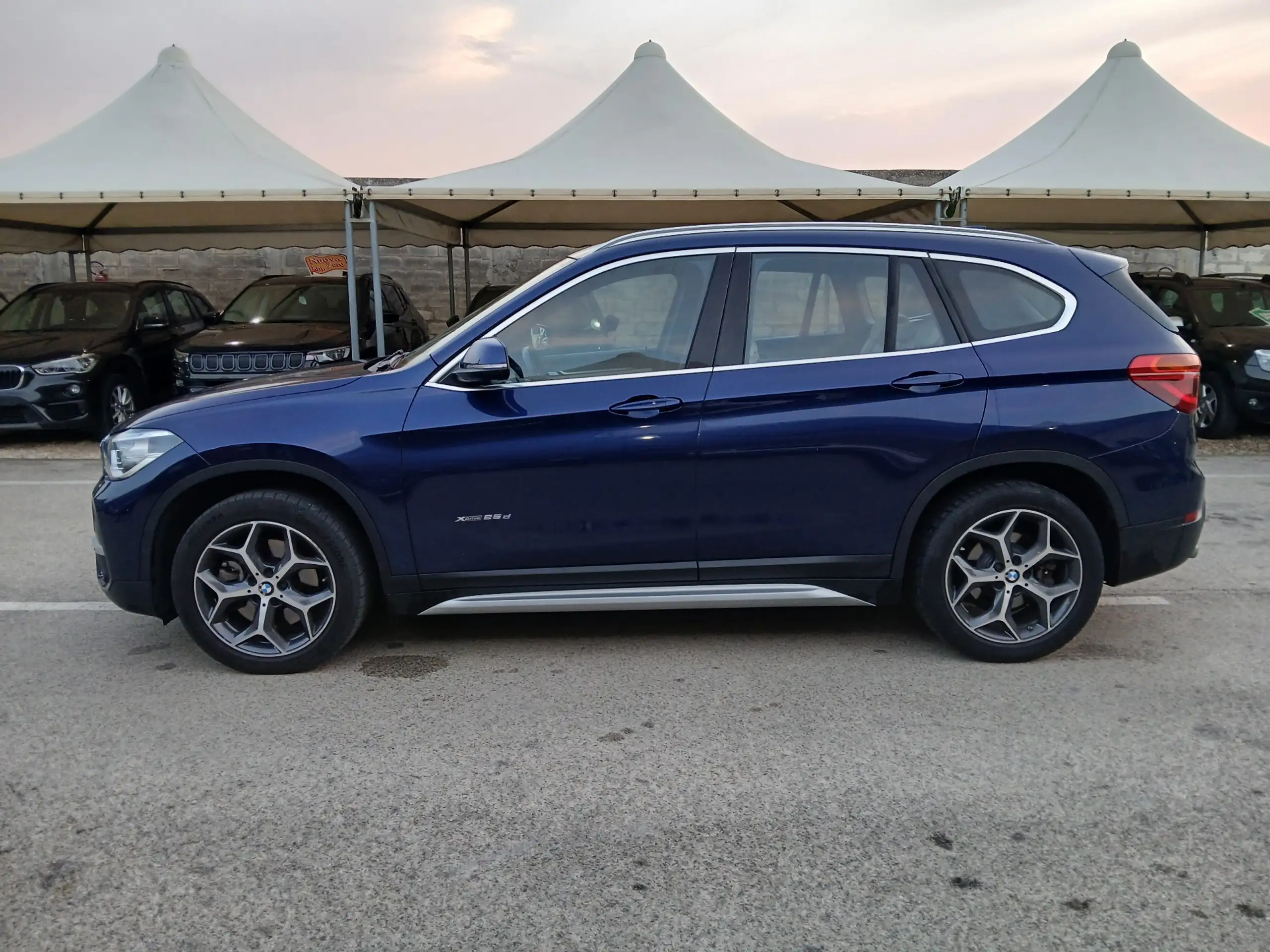 BMW - X1