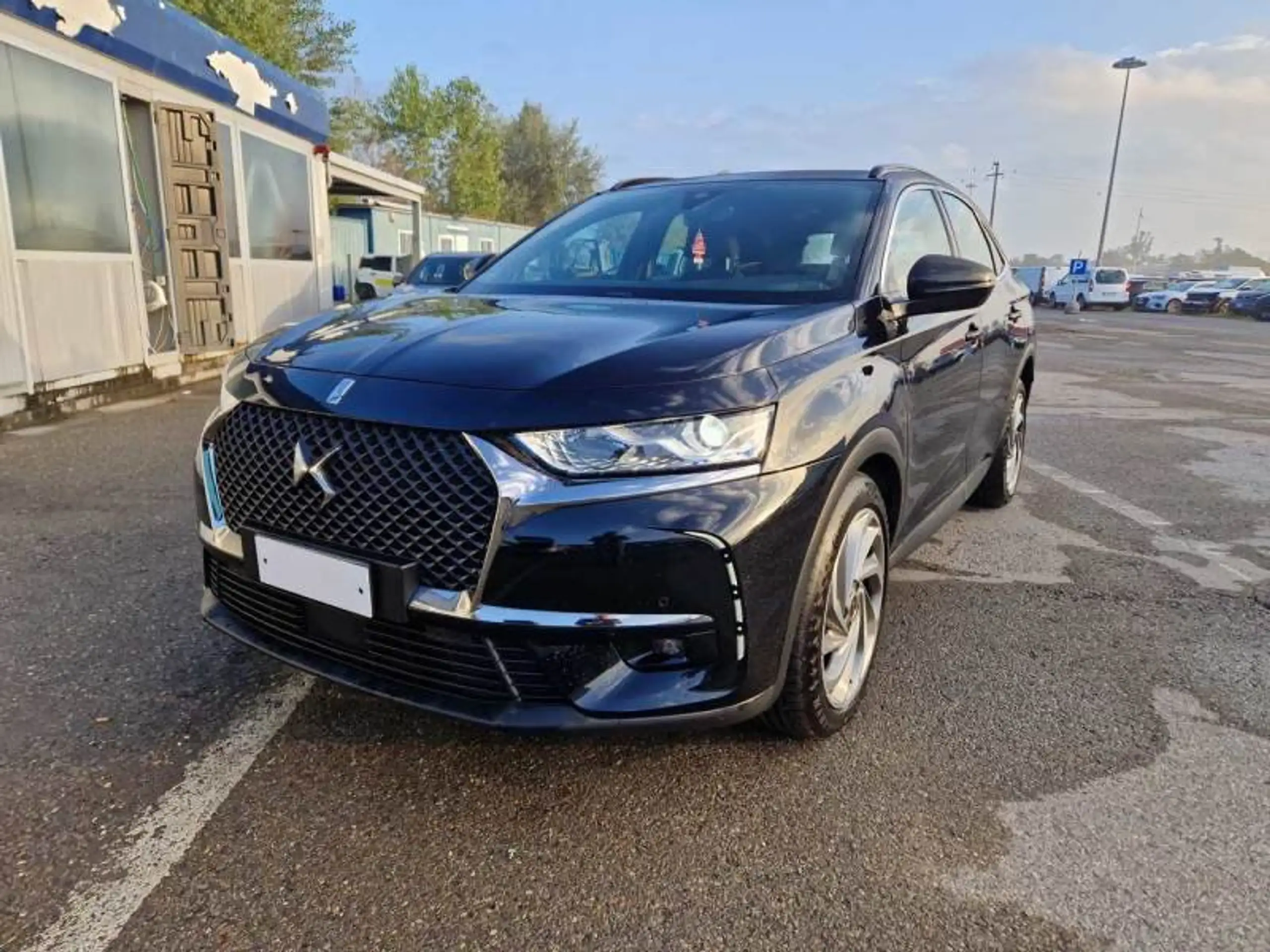 DS Automobiles - DS 7 Crossback